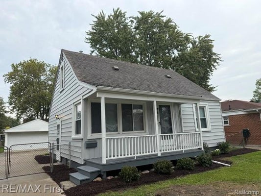 22921 GAUKLER ST, SAINT CLAIR SHORES, MI 48080 - Image e6c1bb667f9b10f1f0ddb8ab81287b21/1346429458