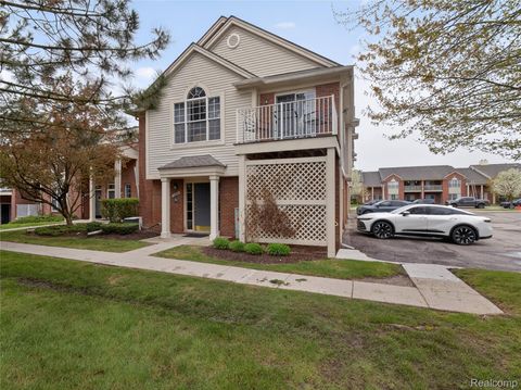 1834 Flagstone Circle 37 Rochester City MI 48307