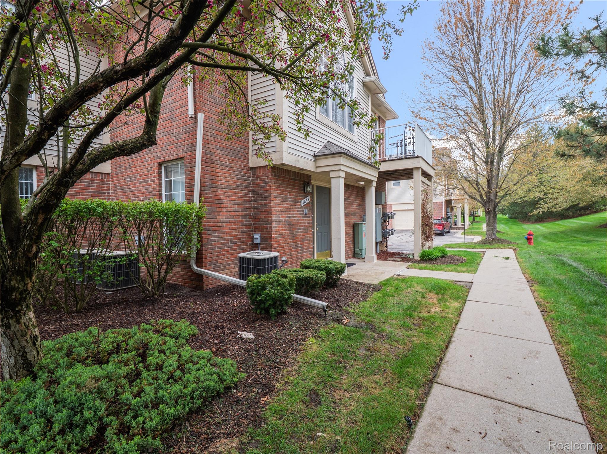 1834 Flagstone Circle 37