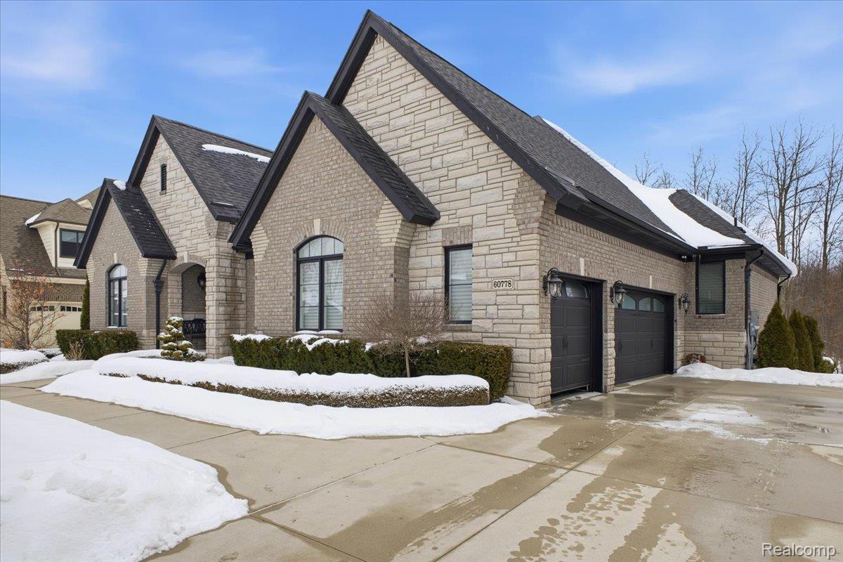 60778 FOREST CREEK Drive