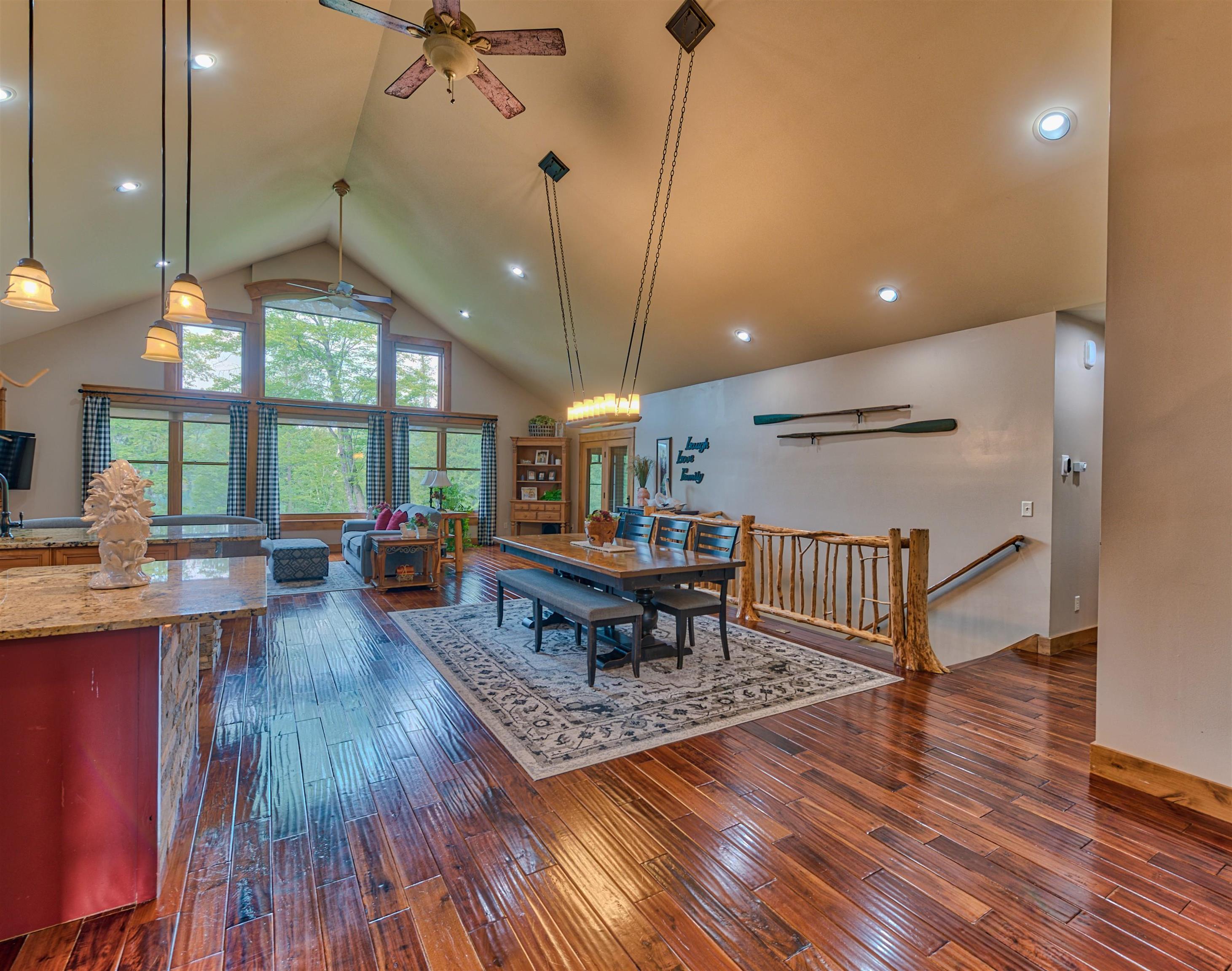 7249 NE Blue Lake Road
