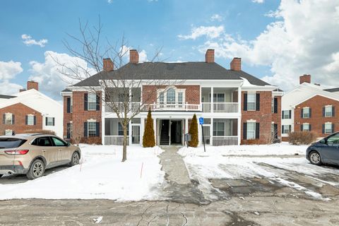 1062 W Summerfield Glen Circle 70 Scio Township MI 48103