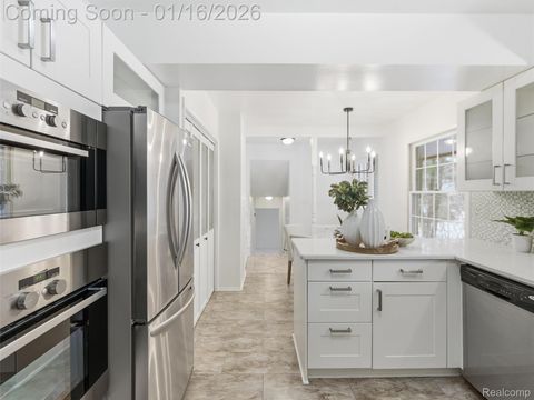 Tiny photo for 3227 Cairncross Drive, Oakland Charter Township, MI 48363 (MLS # 20261002325)