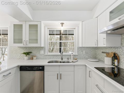 Tiny photo for 3227 Cairncross Drive, Oakland Charter Township, MI 48363 (MLS # 20261002325)