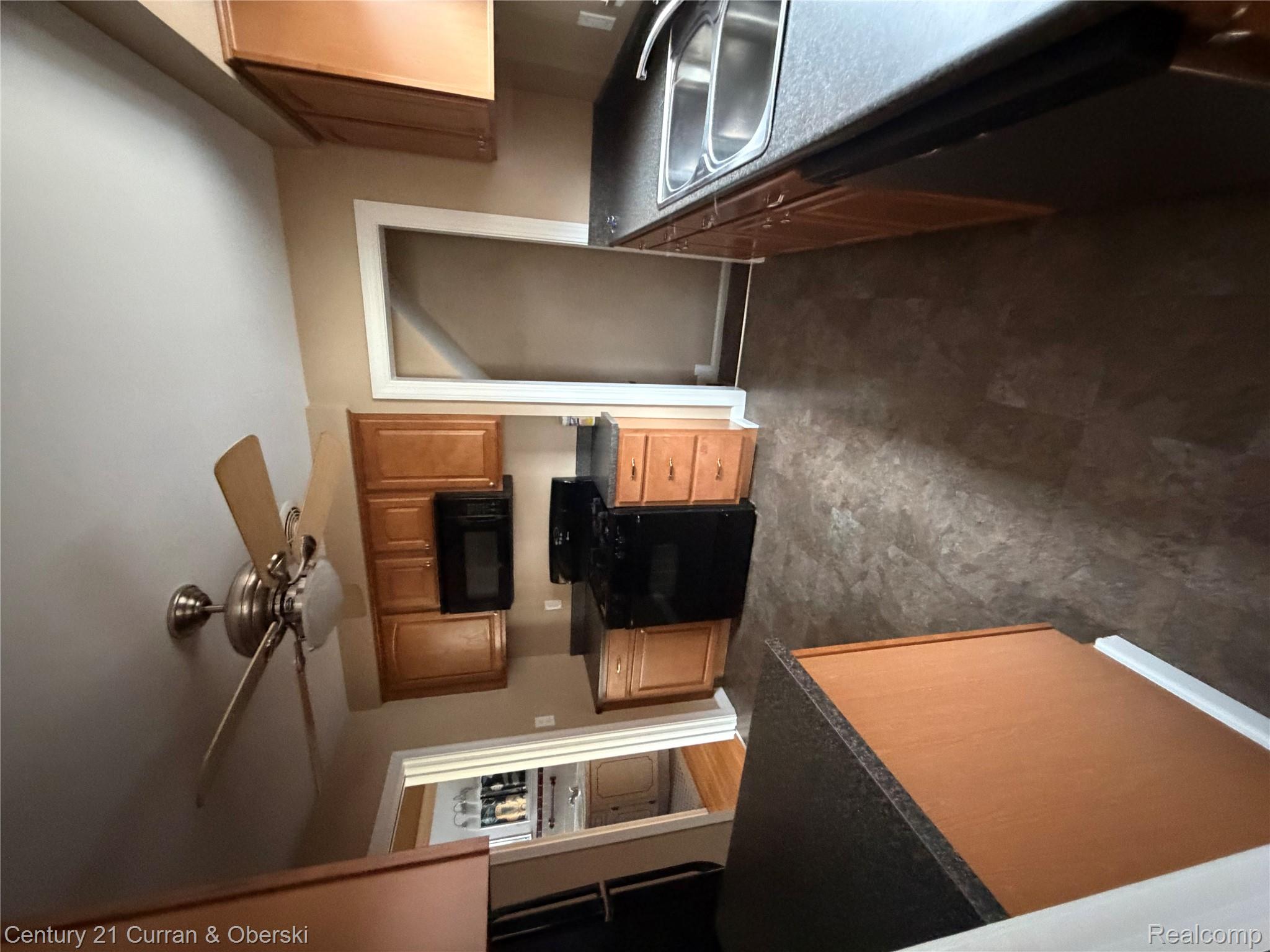 2930 Birchwood Street