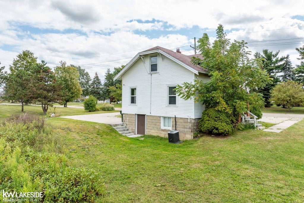Photo of 42040 Ryan Road, Sterling Heights City, MI 48314 (MLS # 58050220972)