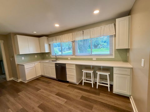 Tiny photo for 1881 Sunny Creek Street SE, Kentwood City, MI 49508 (MLS # 53026045923)