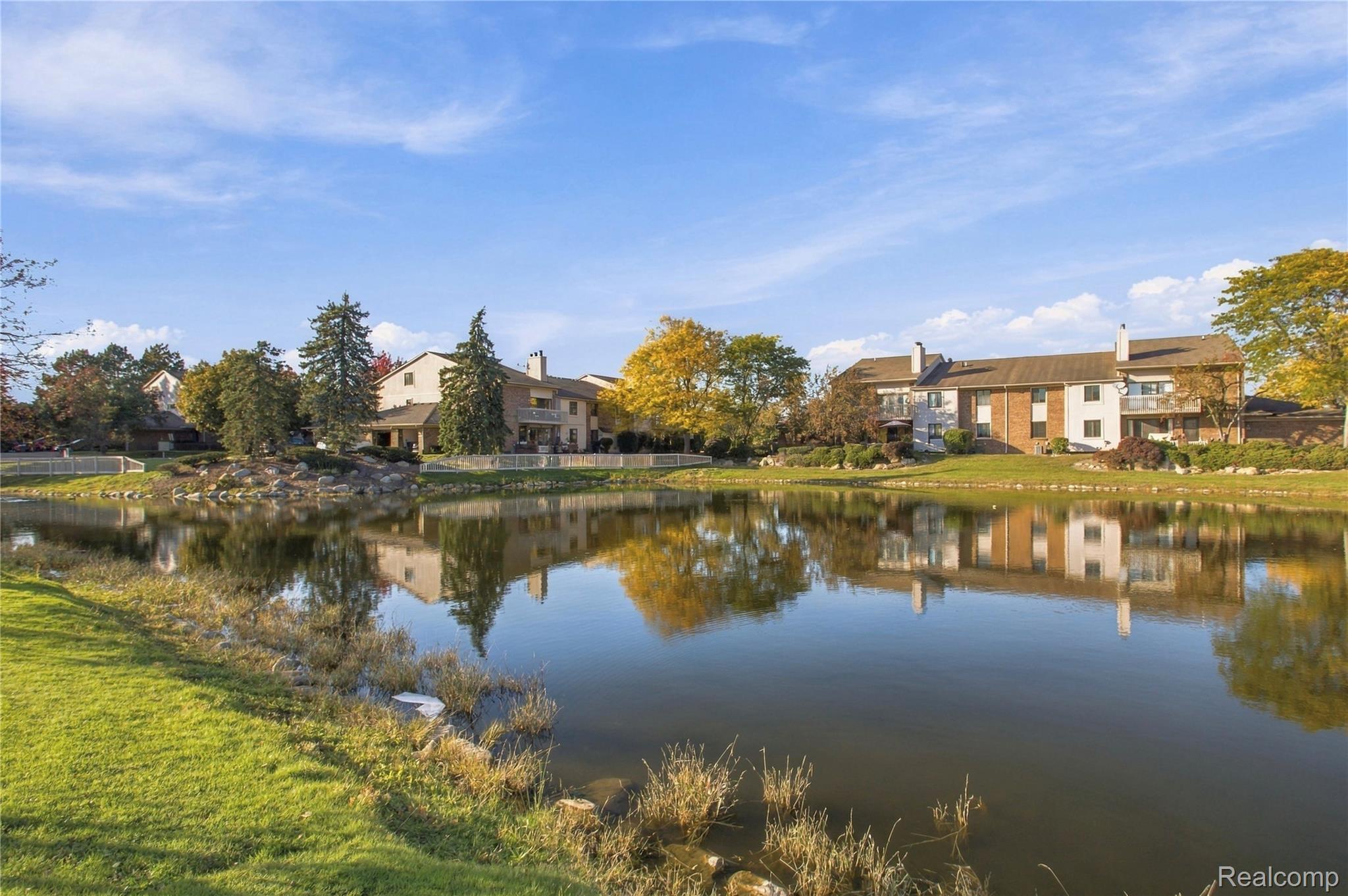 6646 Maple Lakes Drive
