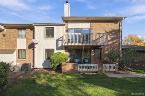 Photo of 6646 Maple Lakes Drive, West Bloomfield Charter Township, MI 48322 (MLS # 20261082941)