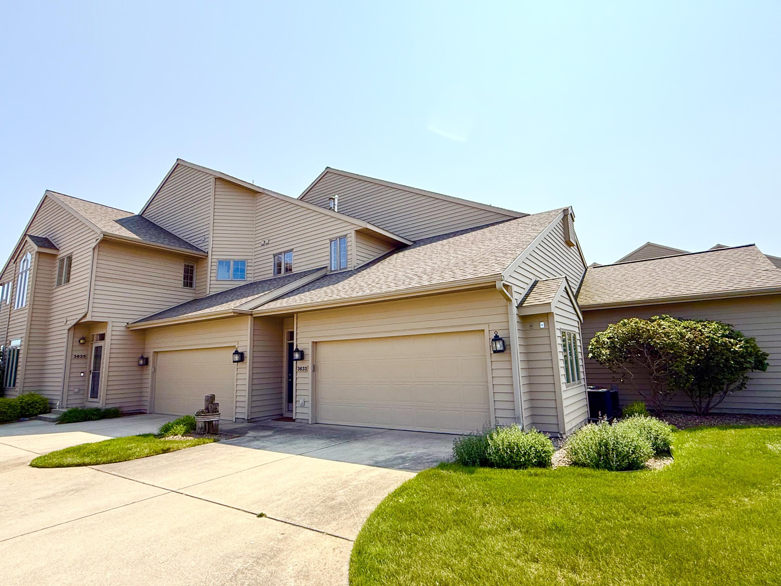 3633 Marina View Point