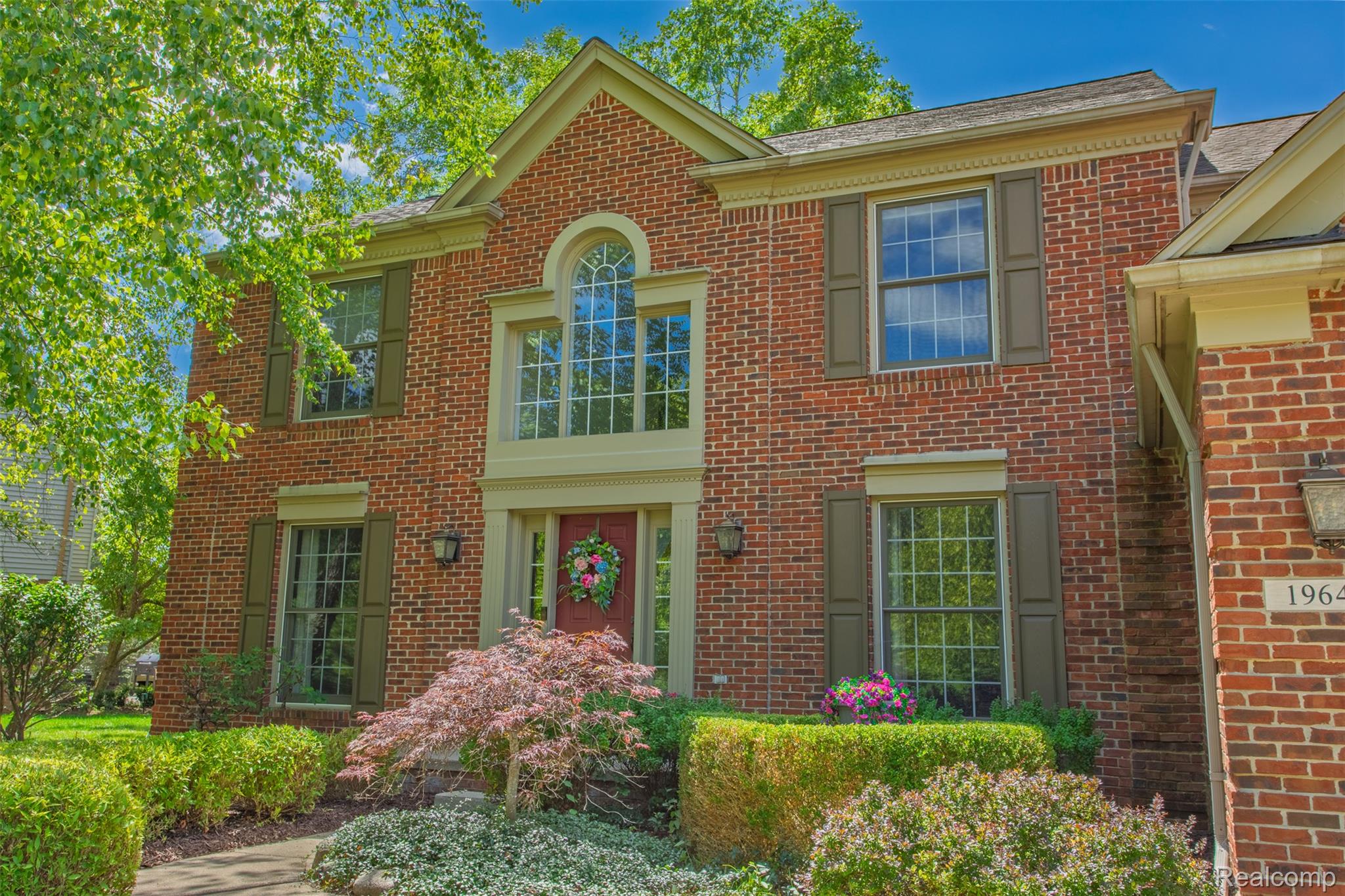 1964 Bloomfield Oaks Drive