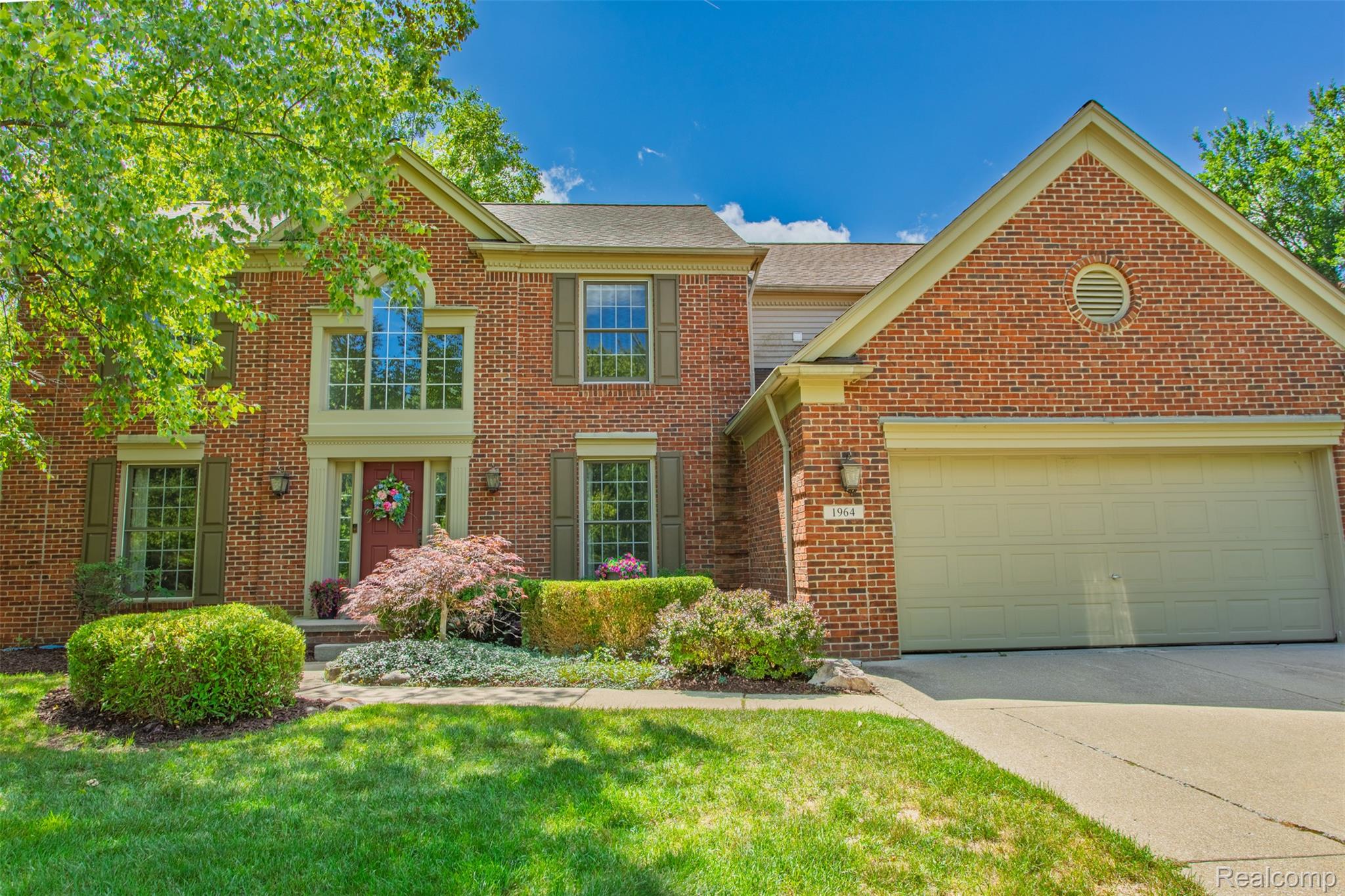 1964 Bloomfield Oaks Drive