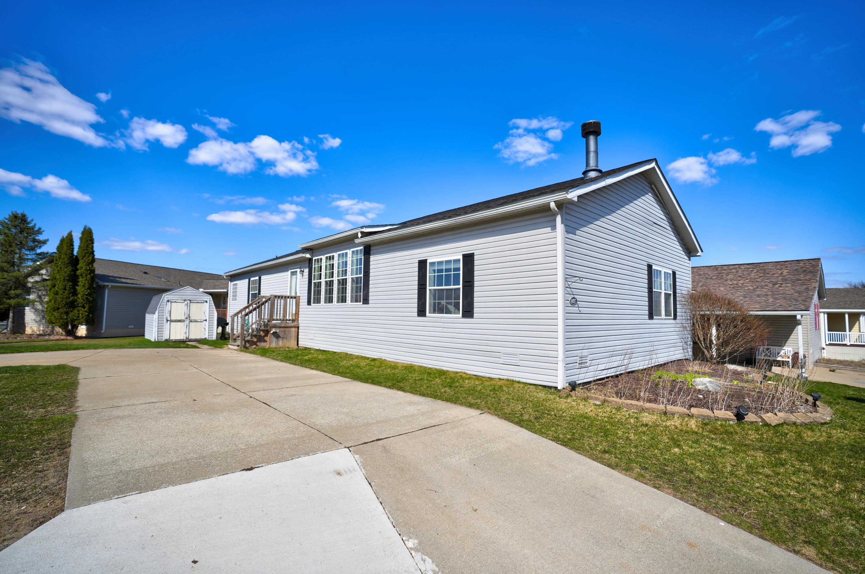 16257 derby Circle