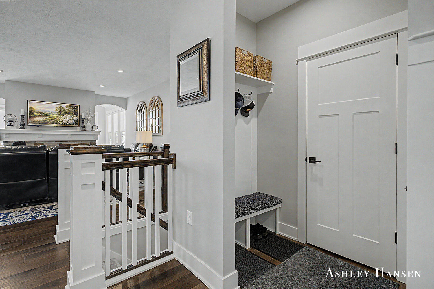 6895 W Cottage Lane NE