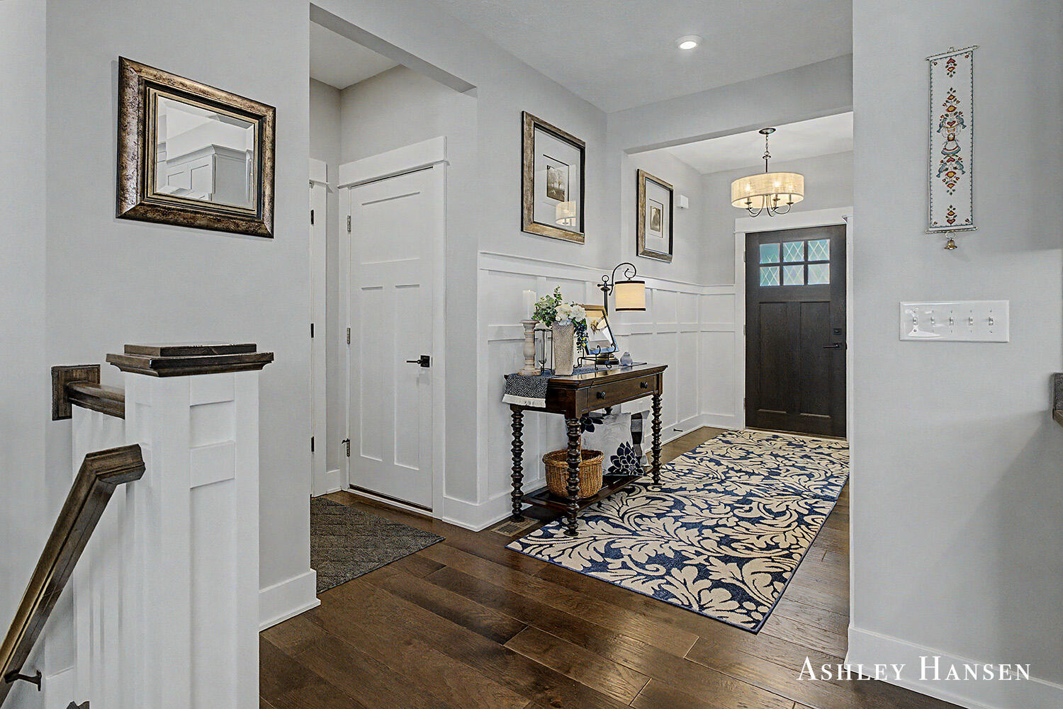 6895 W Cottage Lane NE