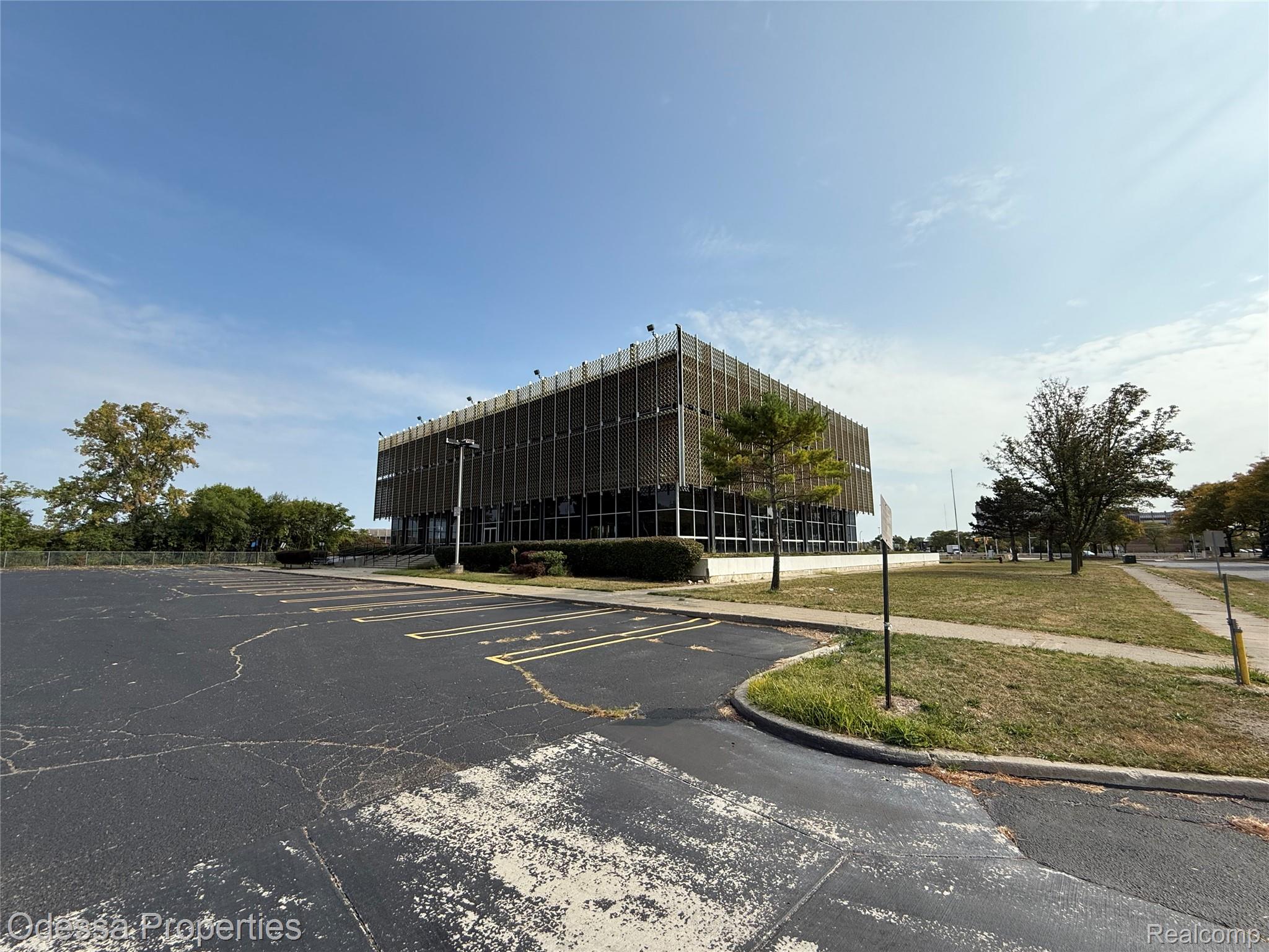 16200 Northland Drive