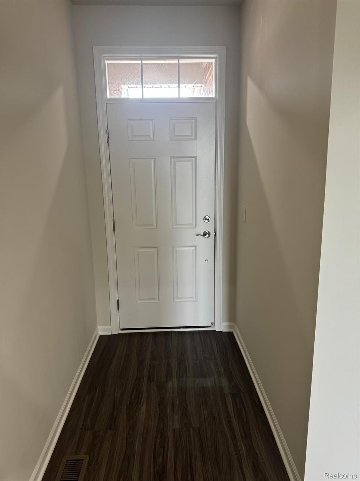 209 Addison Circle