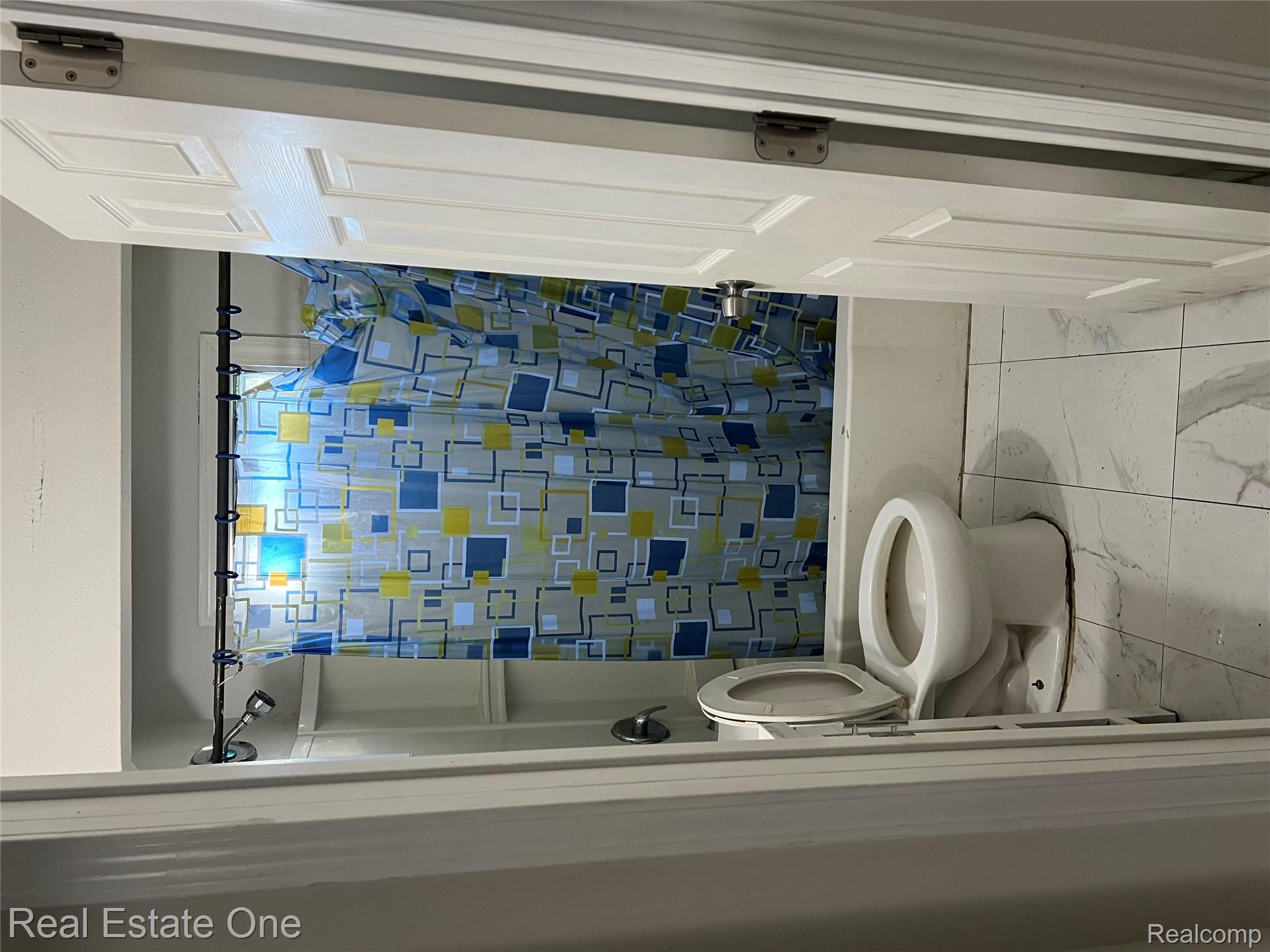 8607 Northlawn Street