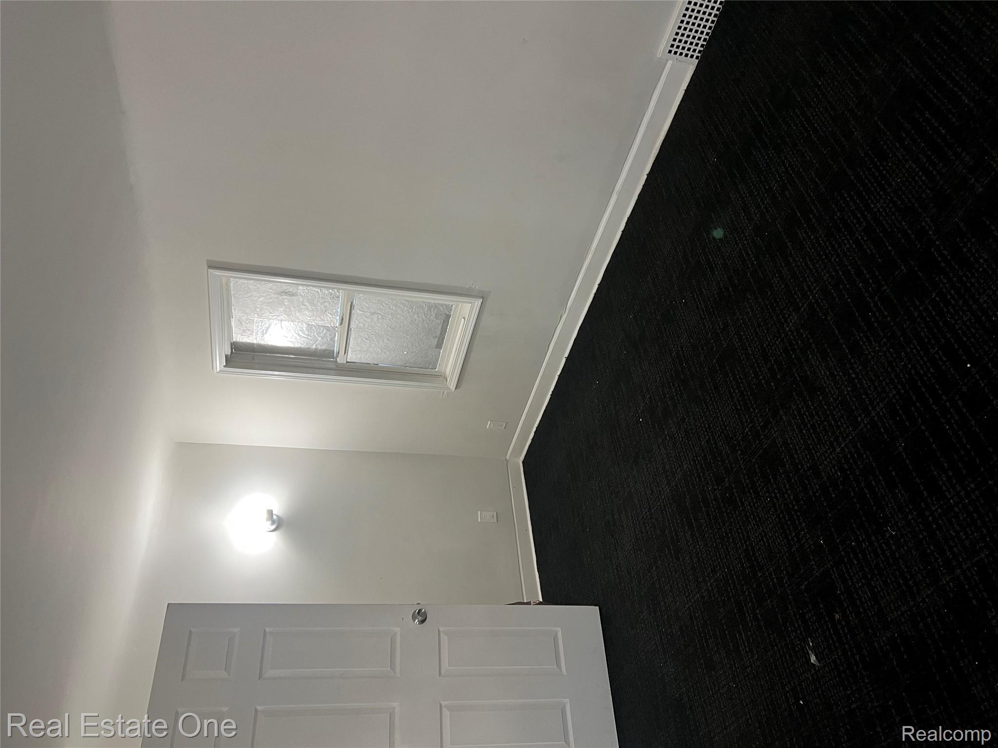 8607 Northlawn Street