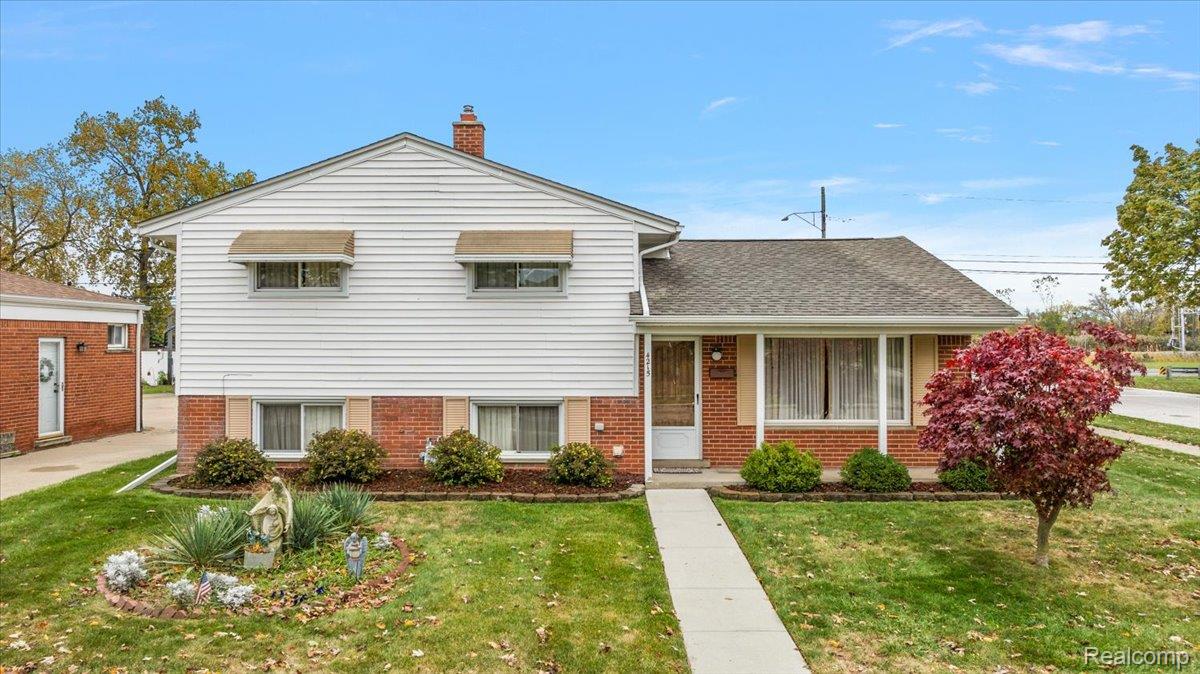 4215 Lexington Drive