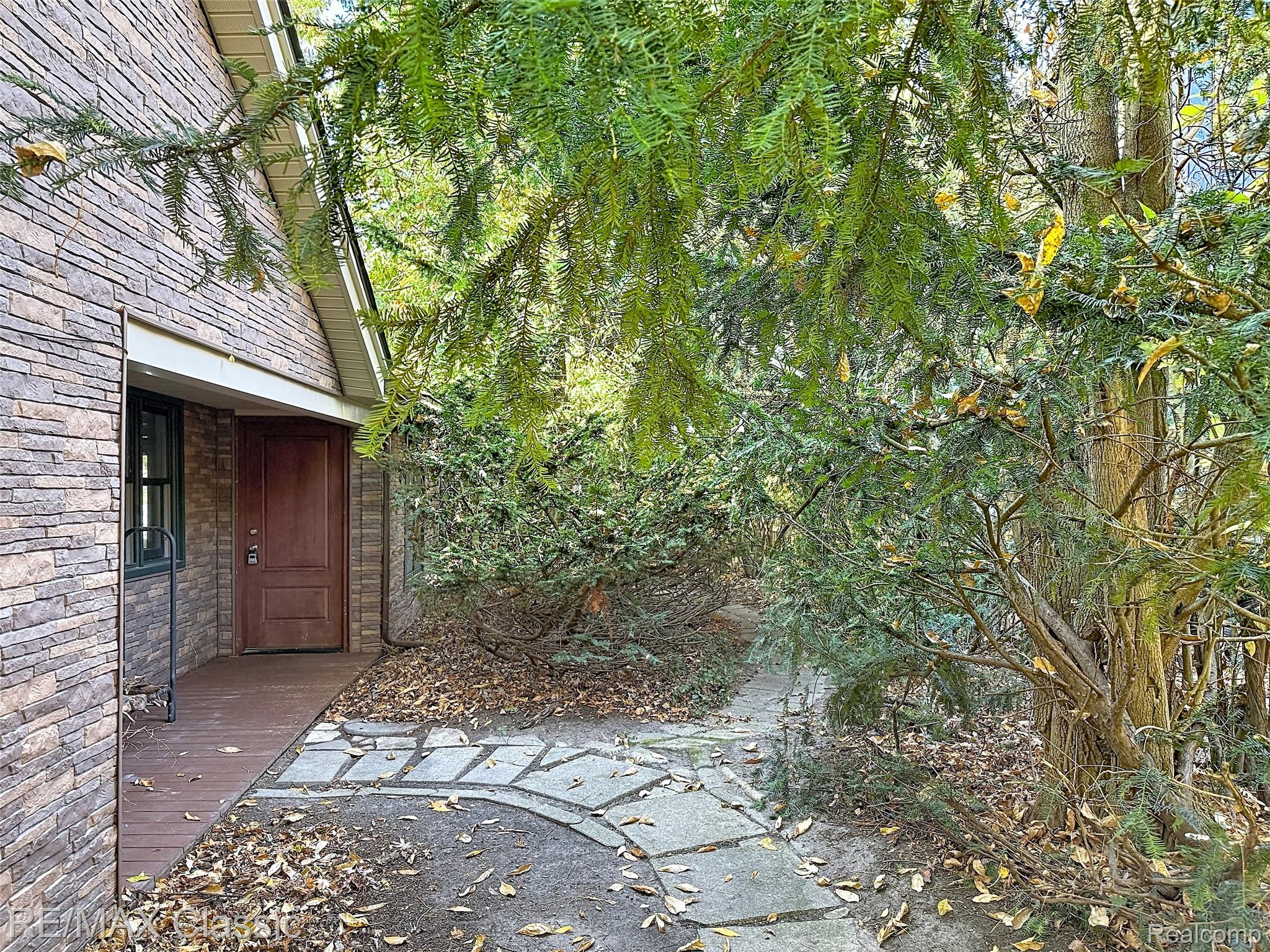 3816 Covert Road