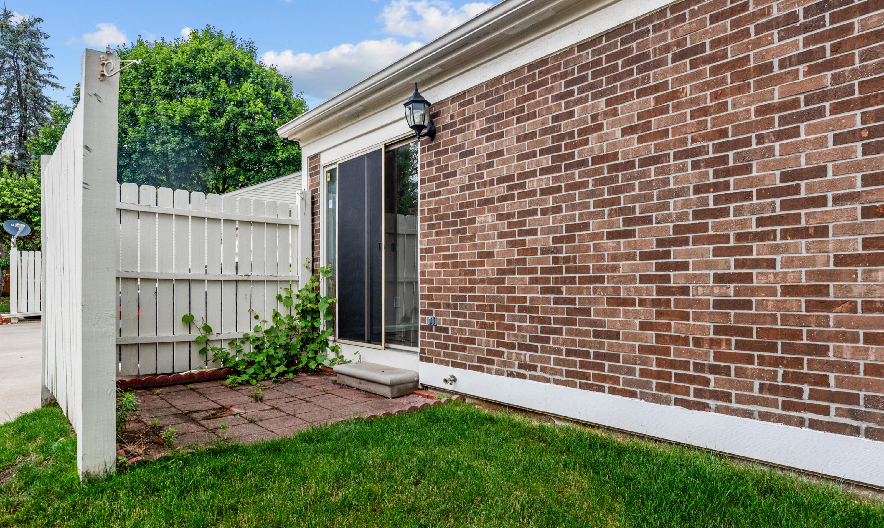 7622 Woodview Drive