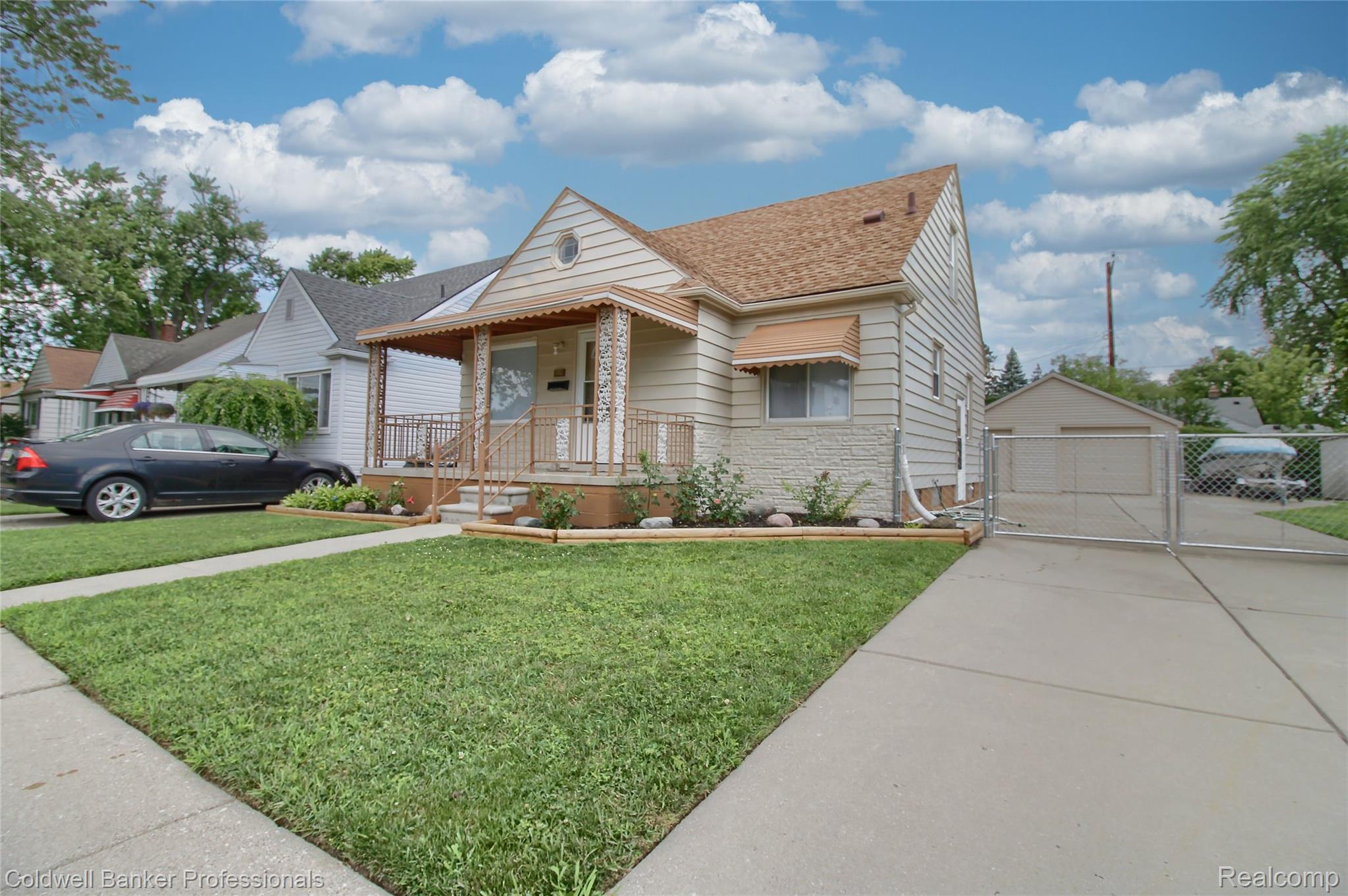 2210 University Avenue
