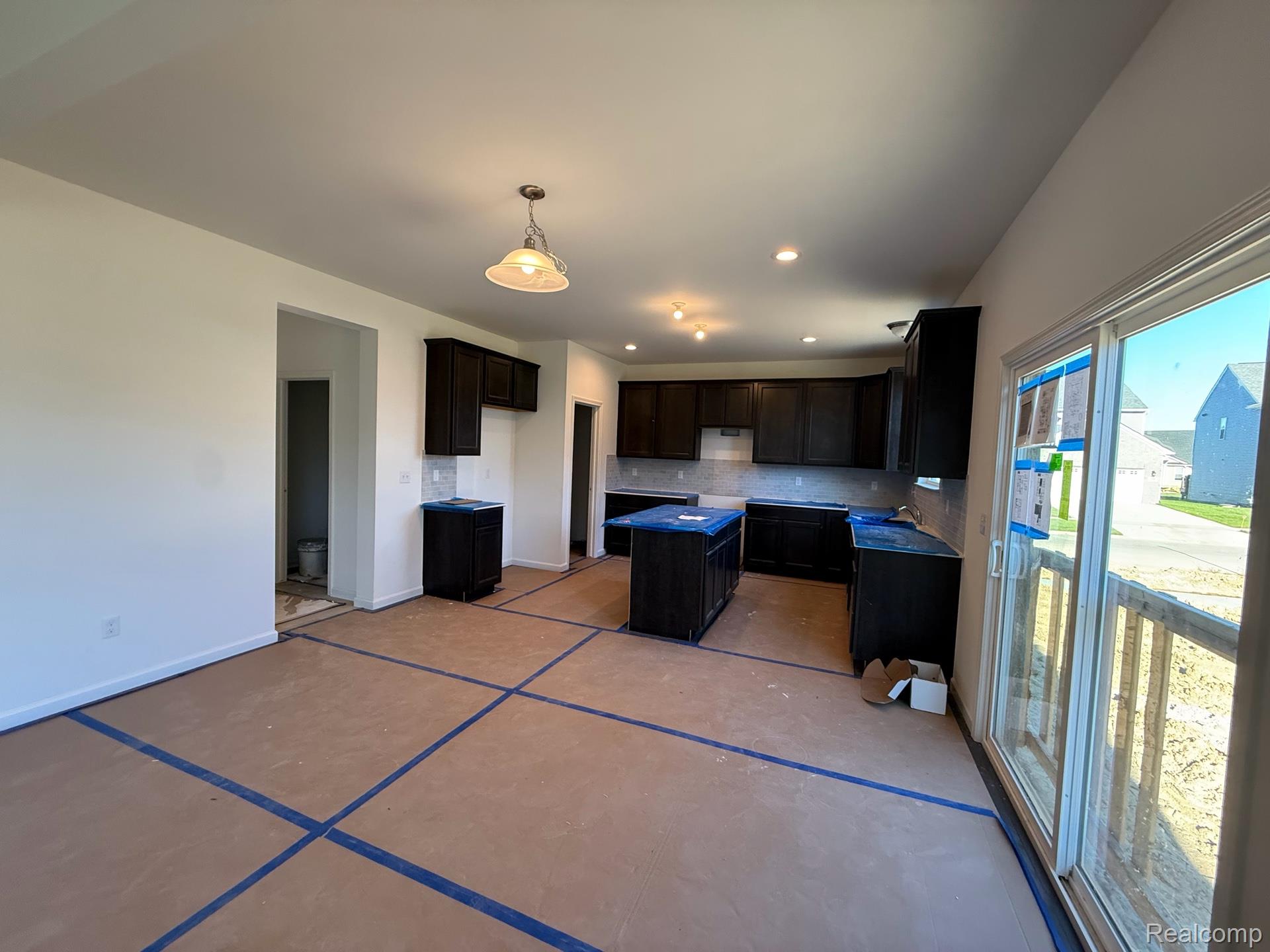 6207 N Trailwoods Drive