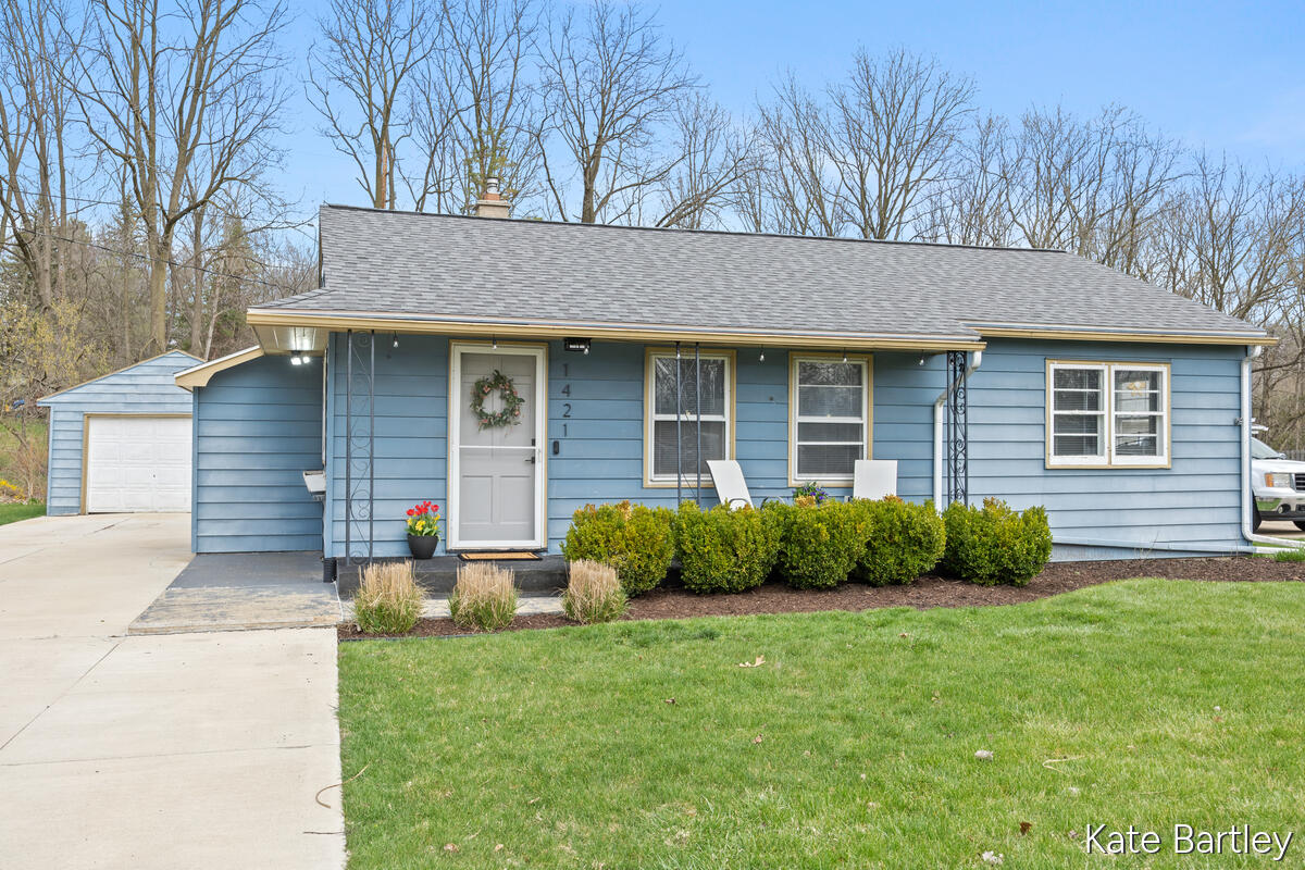 1421 Aberdeen Street NE