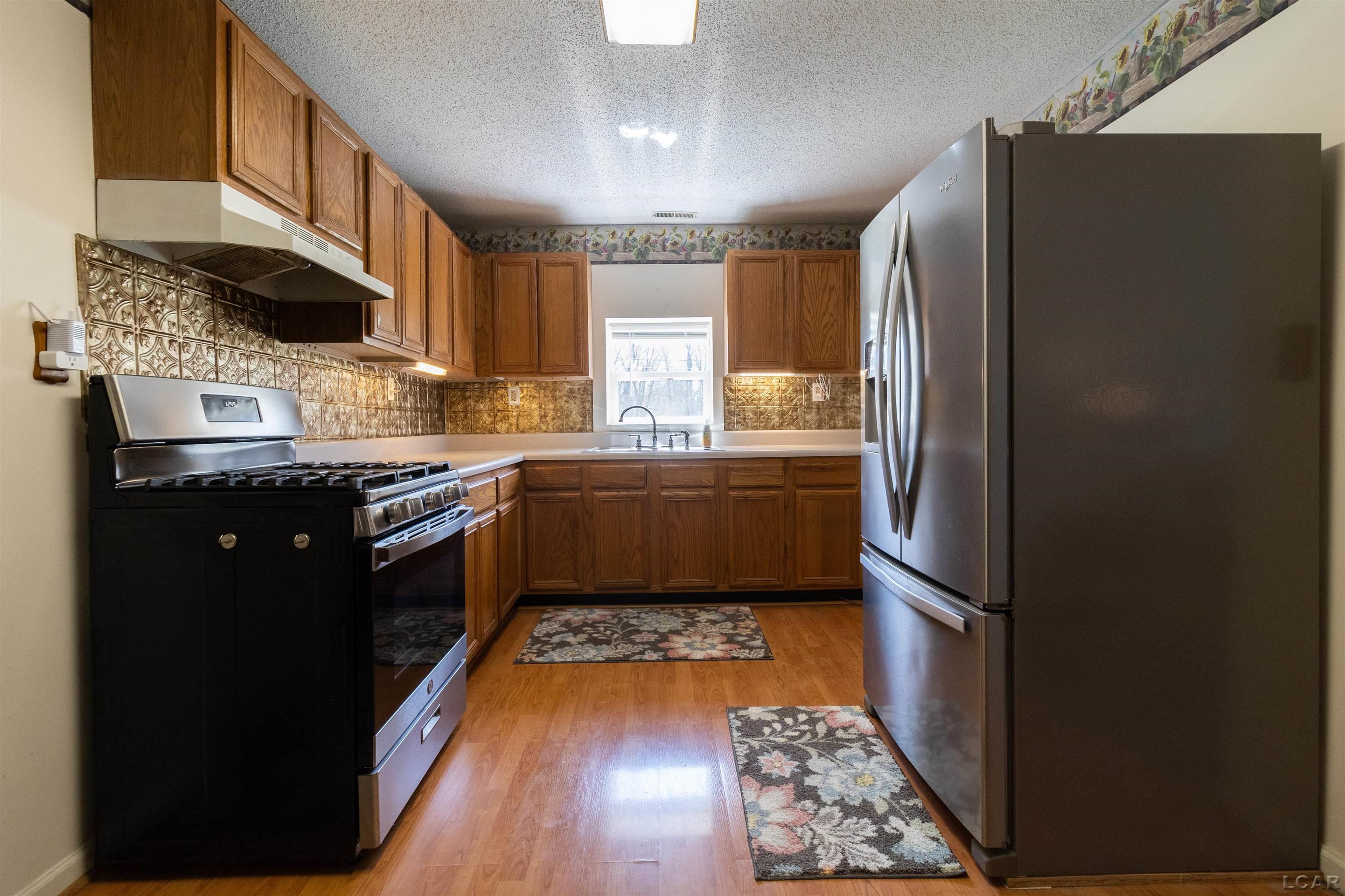 2578 Carson Highway
