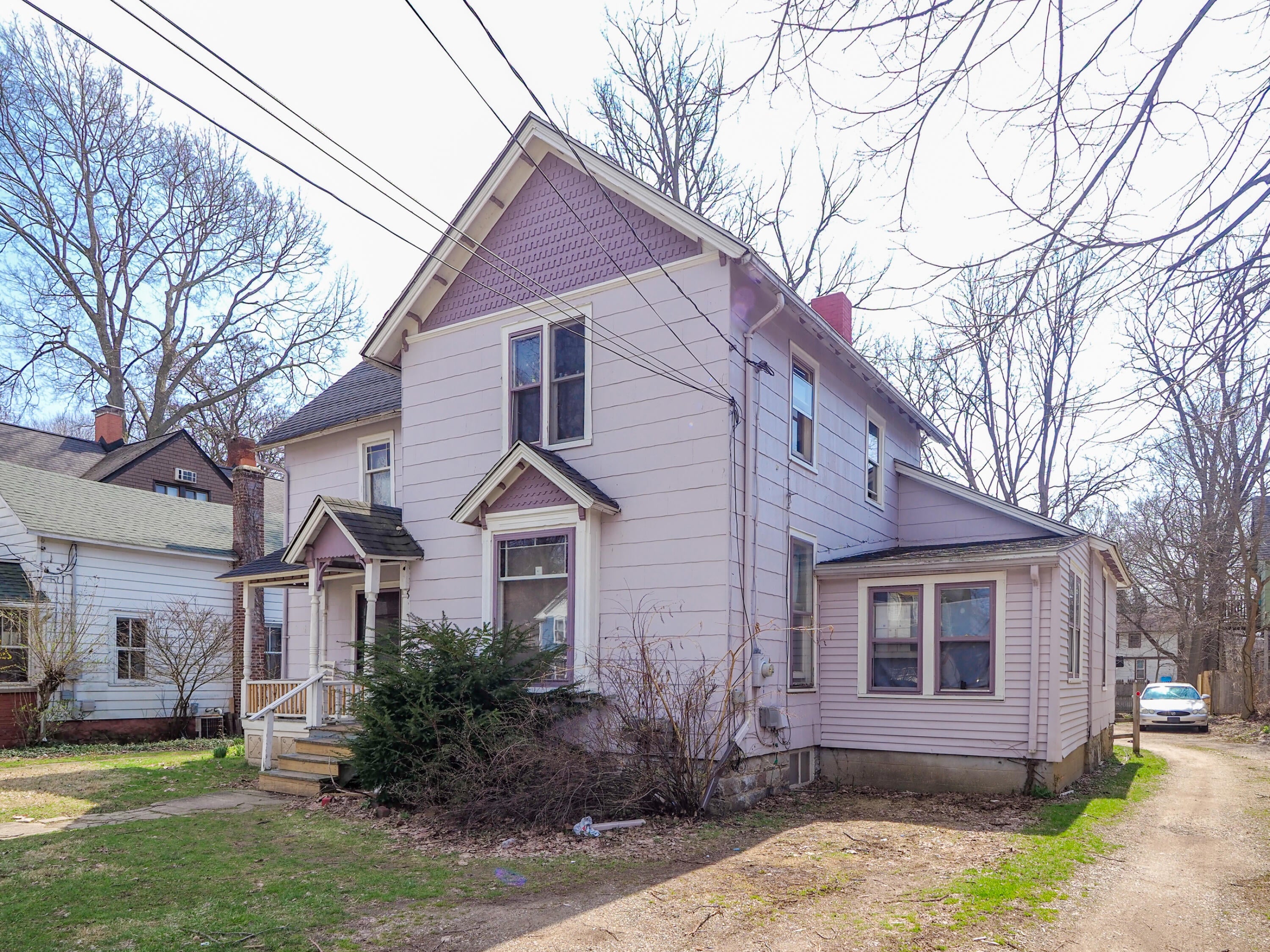 731 Village Street