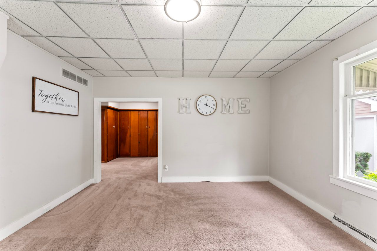 3883 N Mill Road