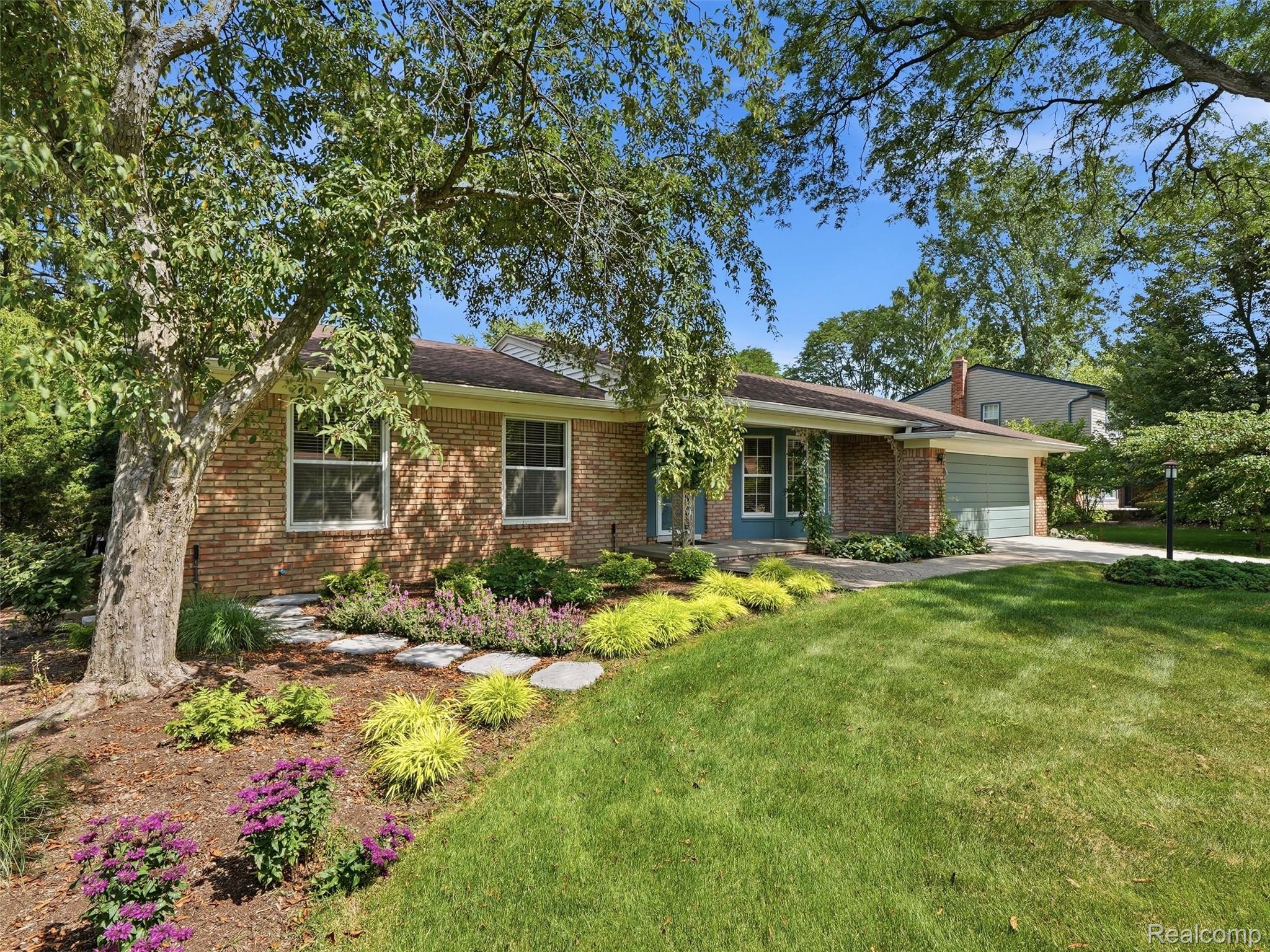 31526 Sunset Drive