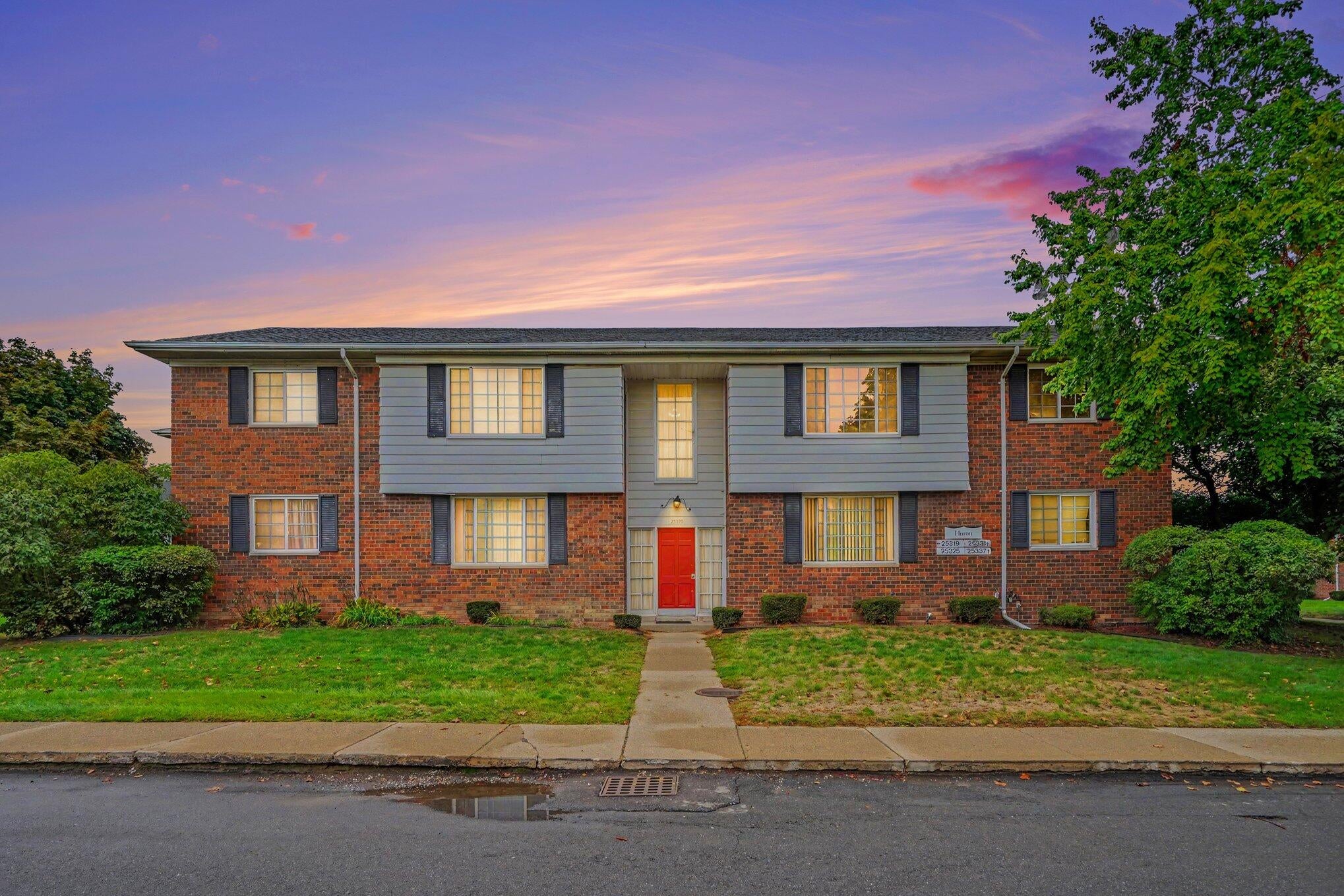 25325 Shiawassee Circle 204