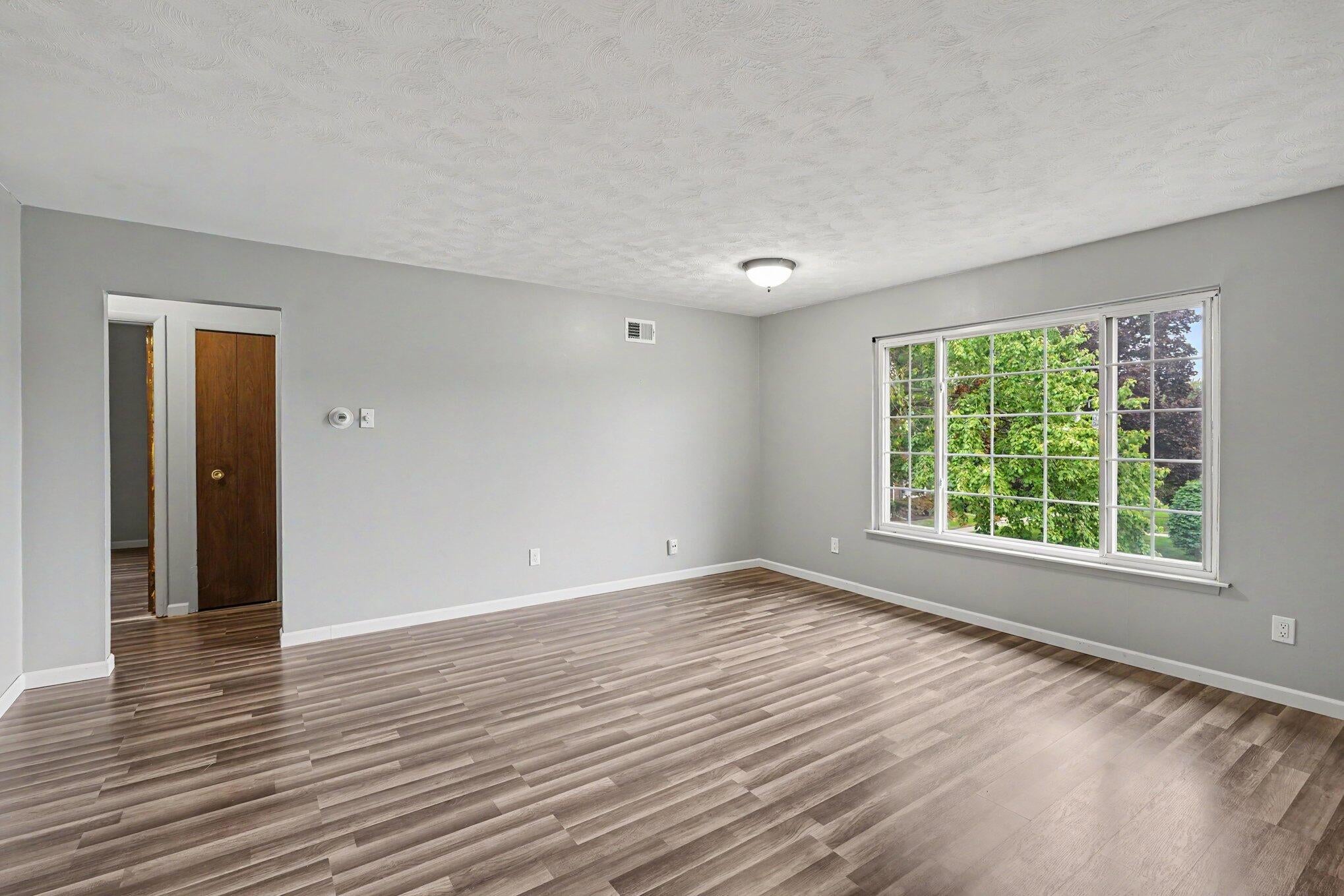 25325 Shiawassee Circle 204