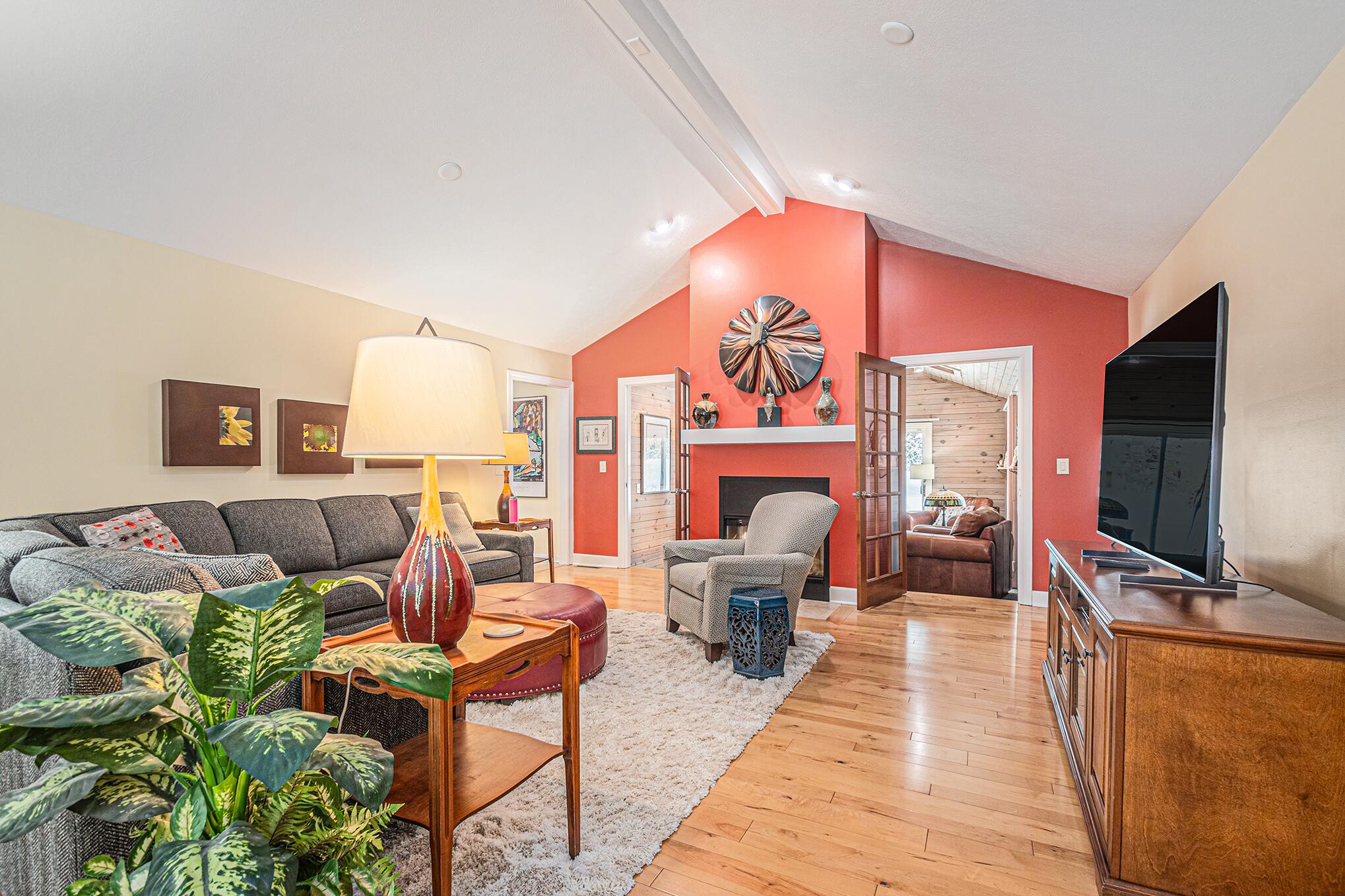 1209 Morris Drive