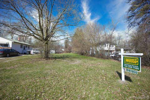 Photo for 15539 GREEN LANE Avenue
