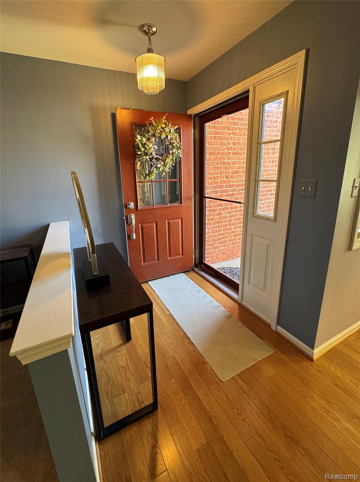 1017 Elmwood Drive 5