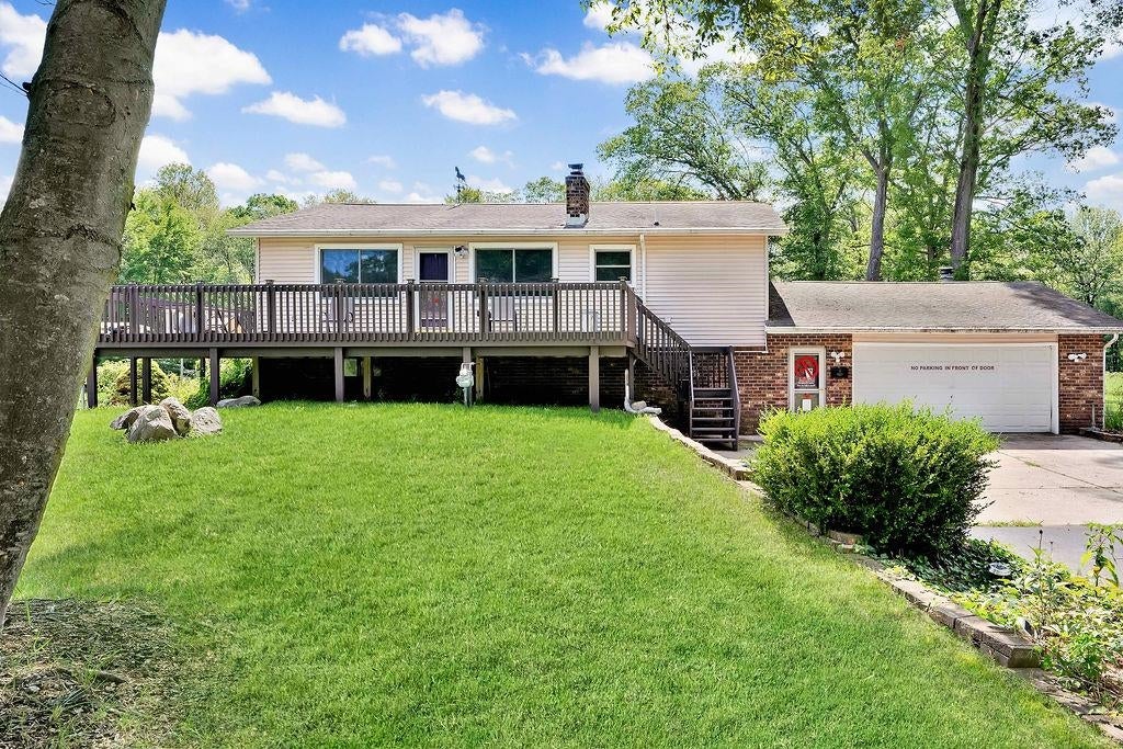 3175 Strand Road
