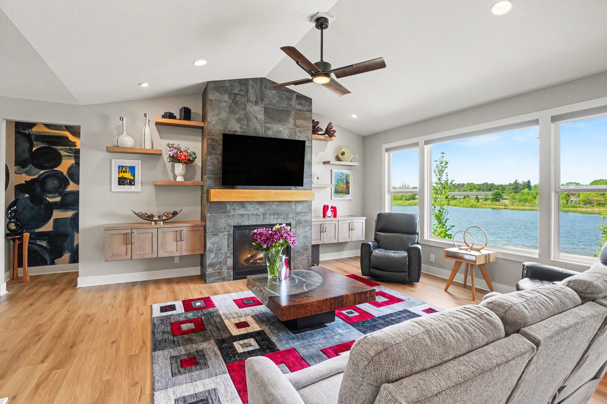 9351 Shoreway Drive