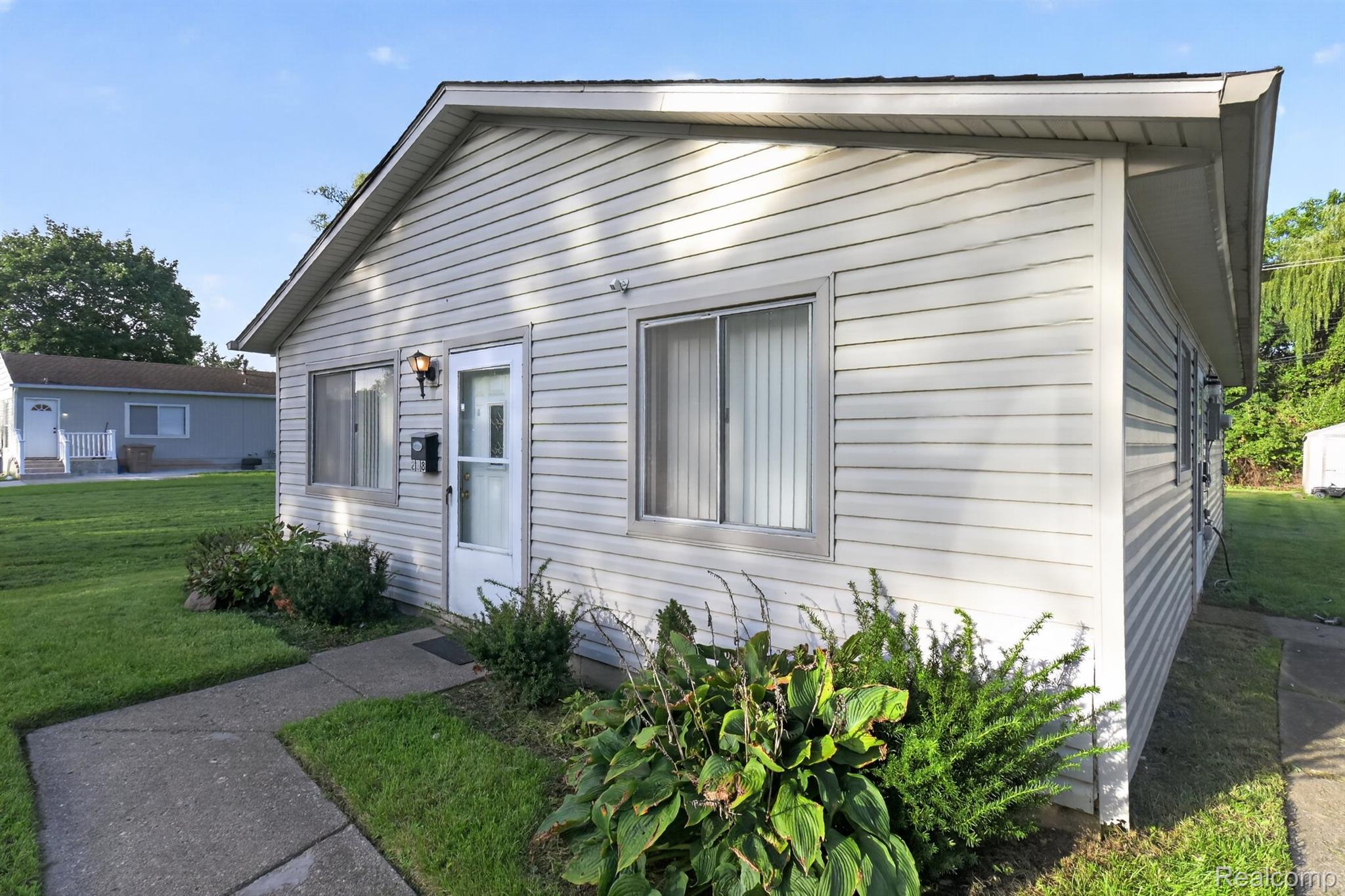 238 Seward Street