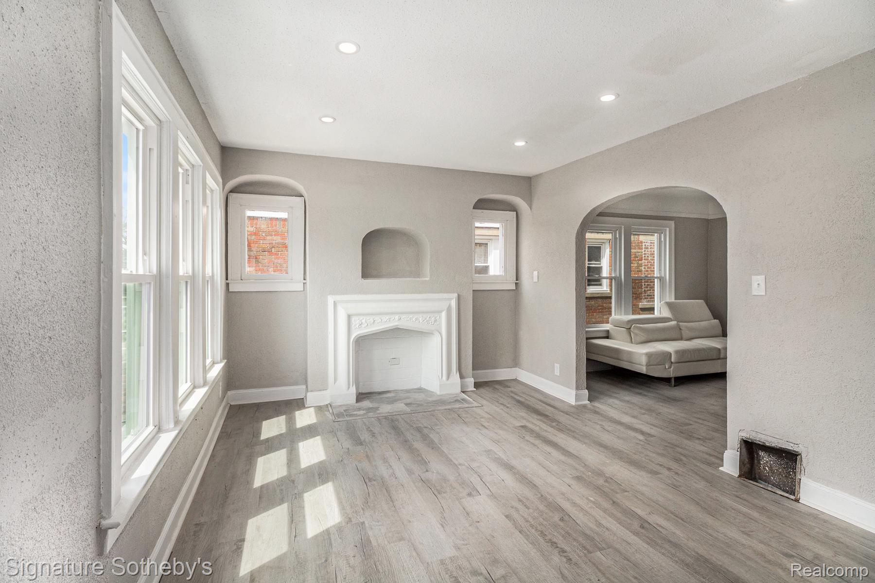 16762 Woodingham Drive