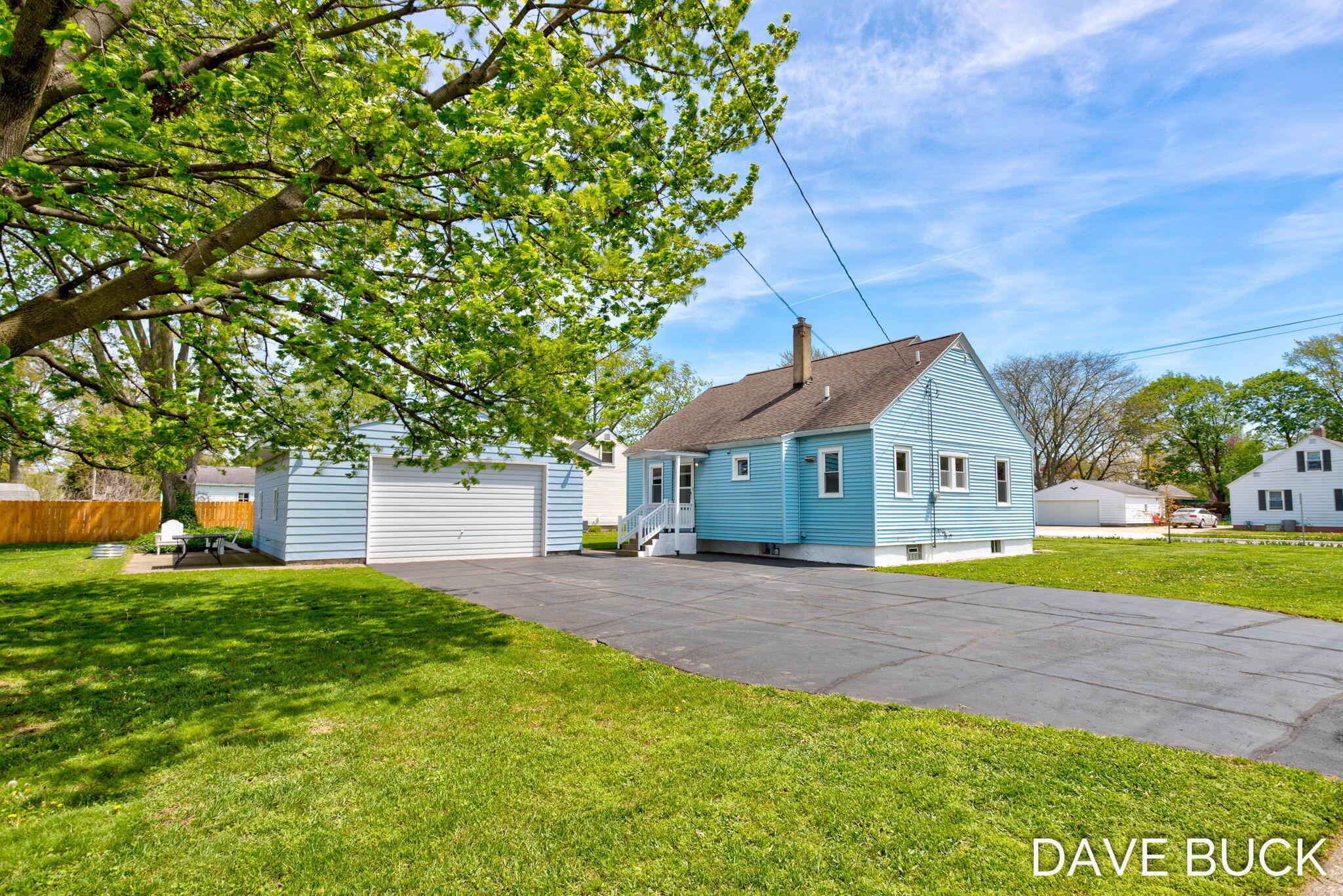 283 W 28th Street