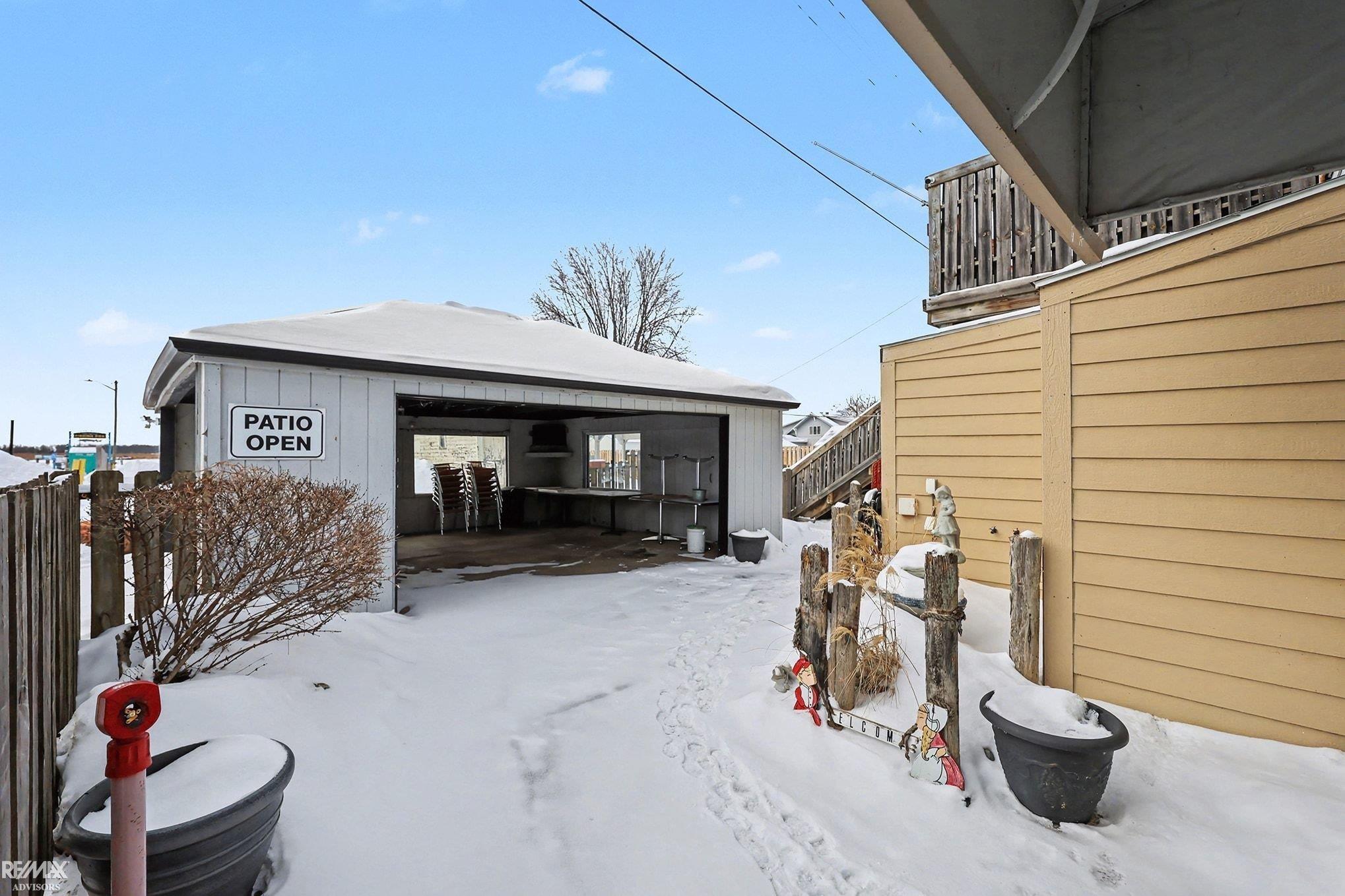 9724 Pearl Beach Boulevard