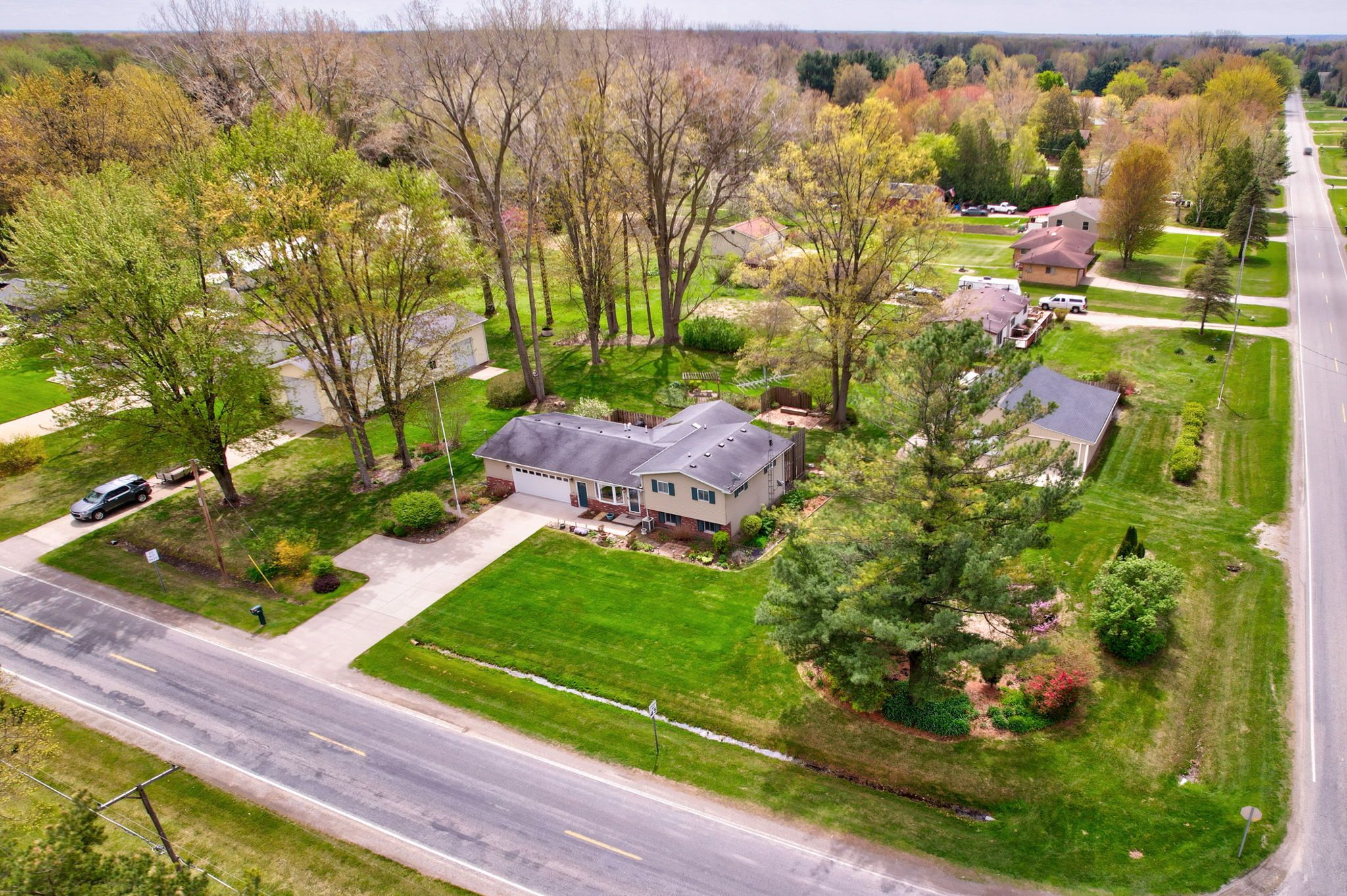 3020 E CURTIS Road