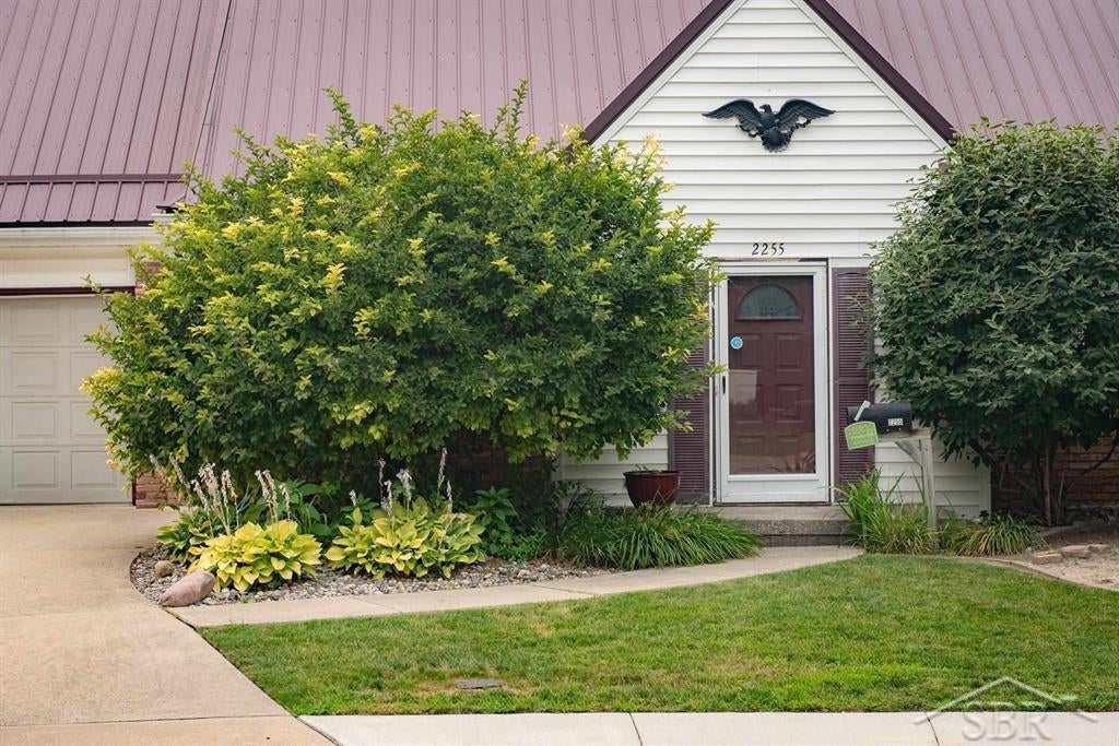 2255 Mayfield Road