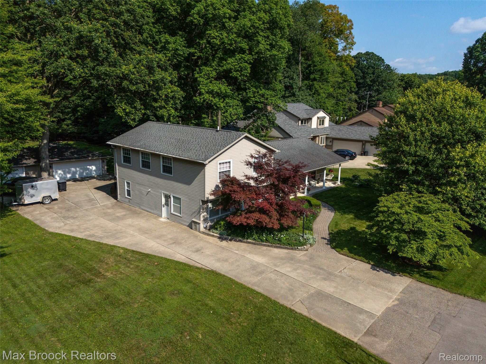 15591 Hidden Lane