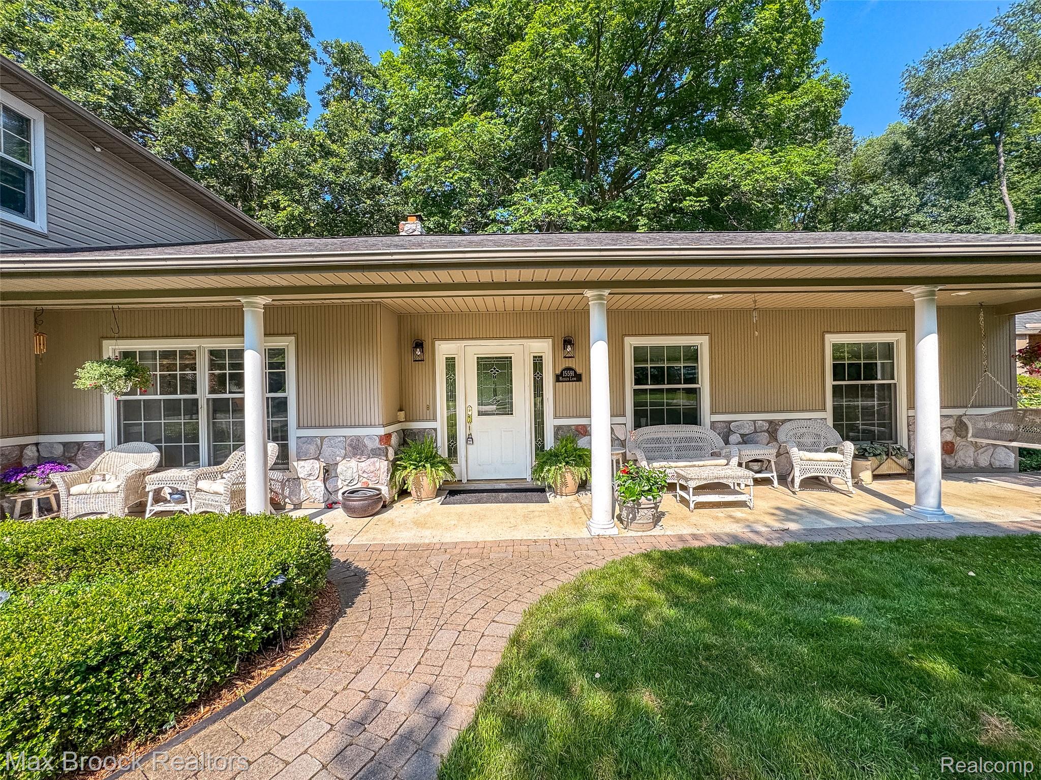 15591 Hidden Lane