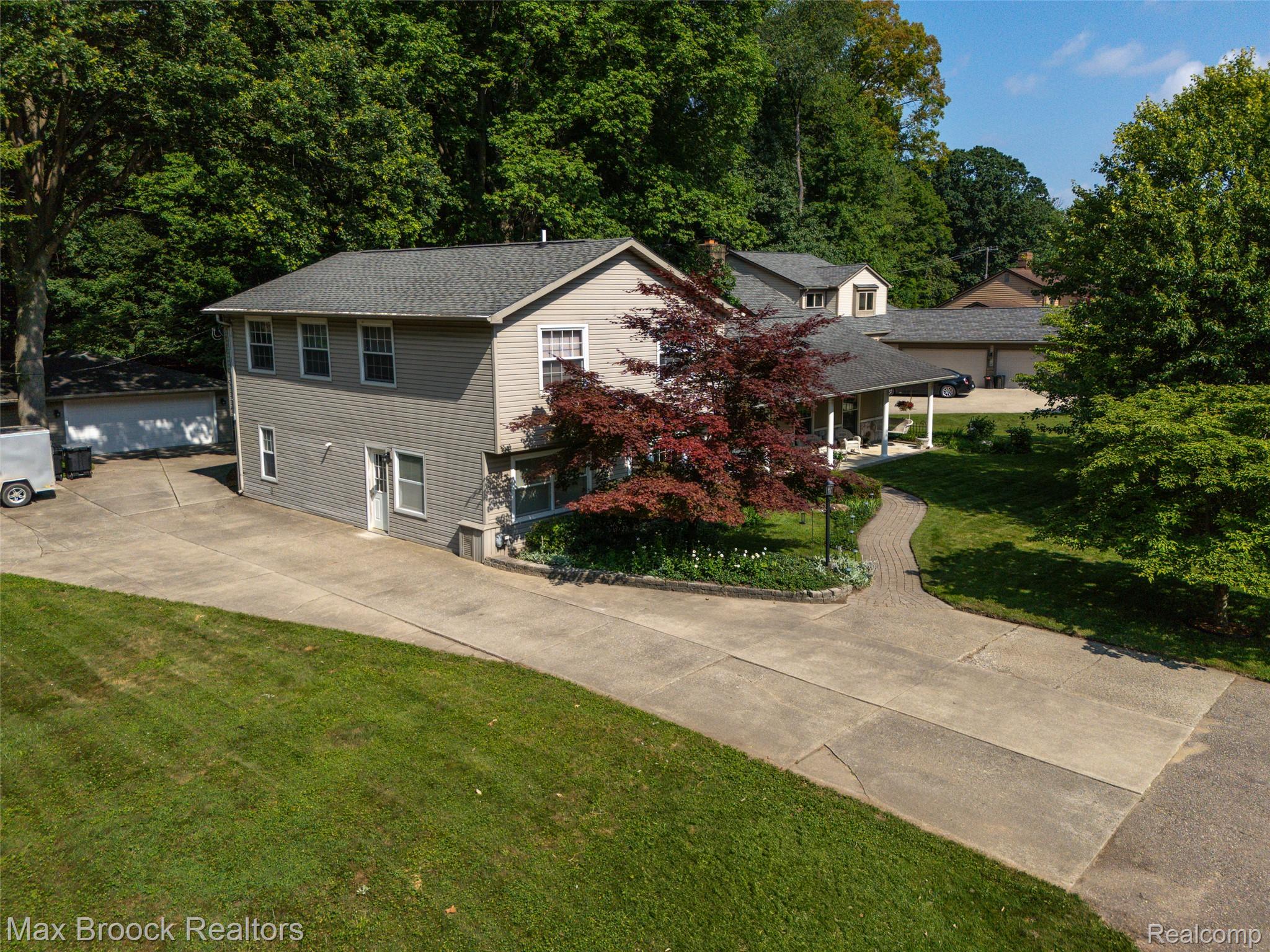 15591 Hidden Lane