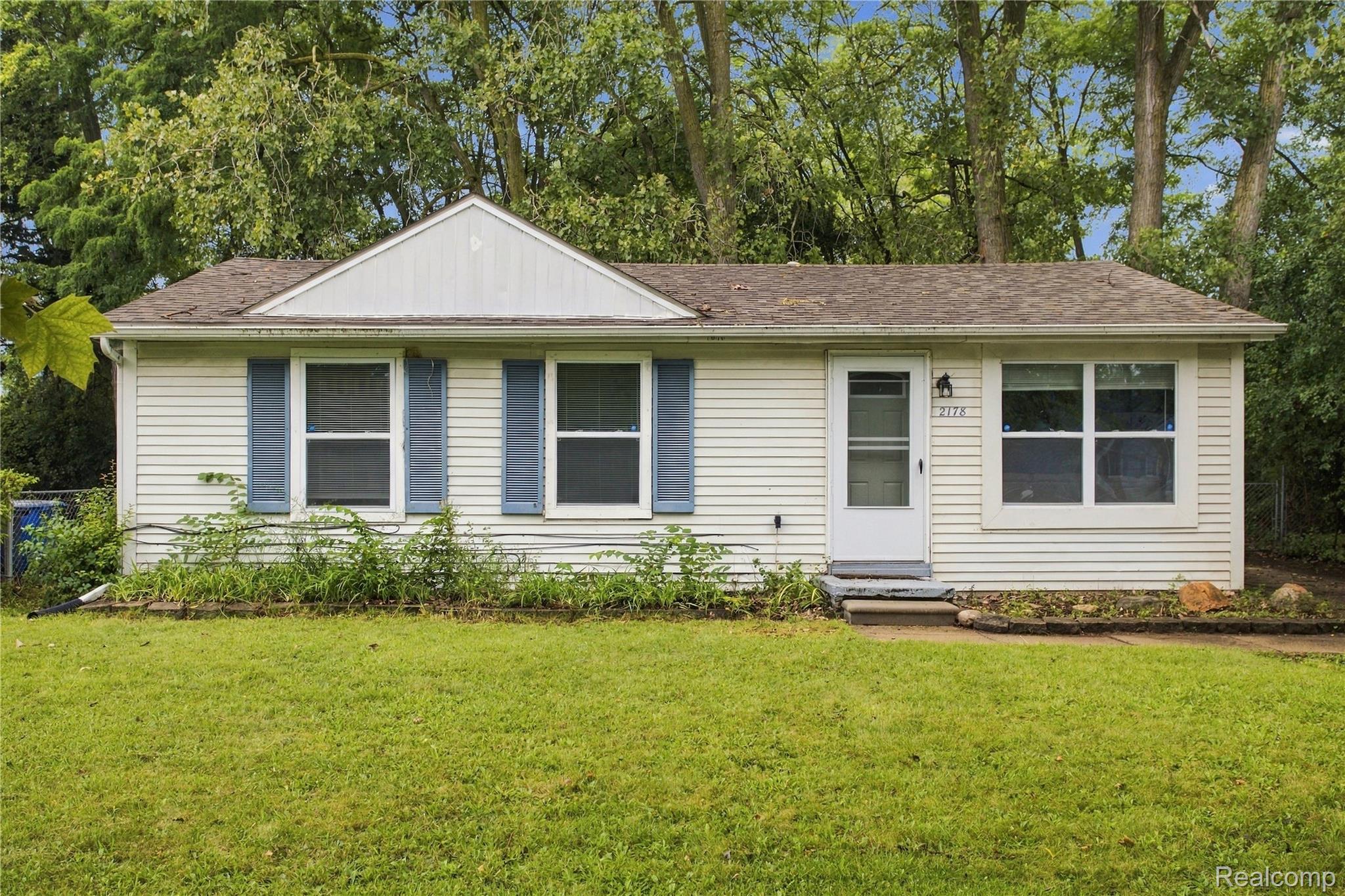 2178 Hemlock Drive